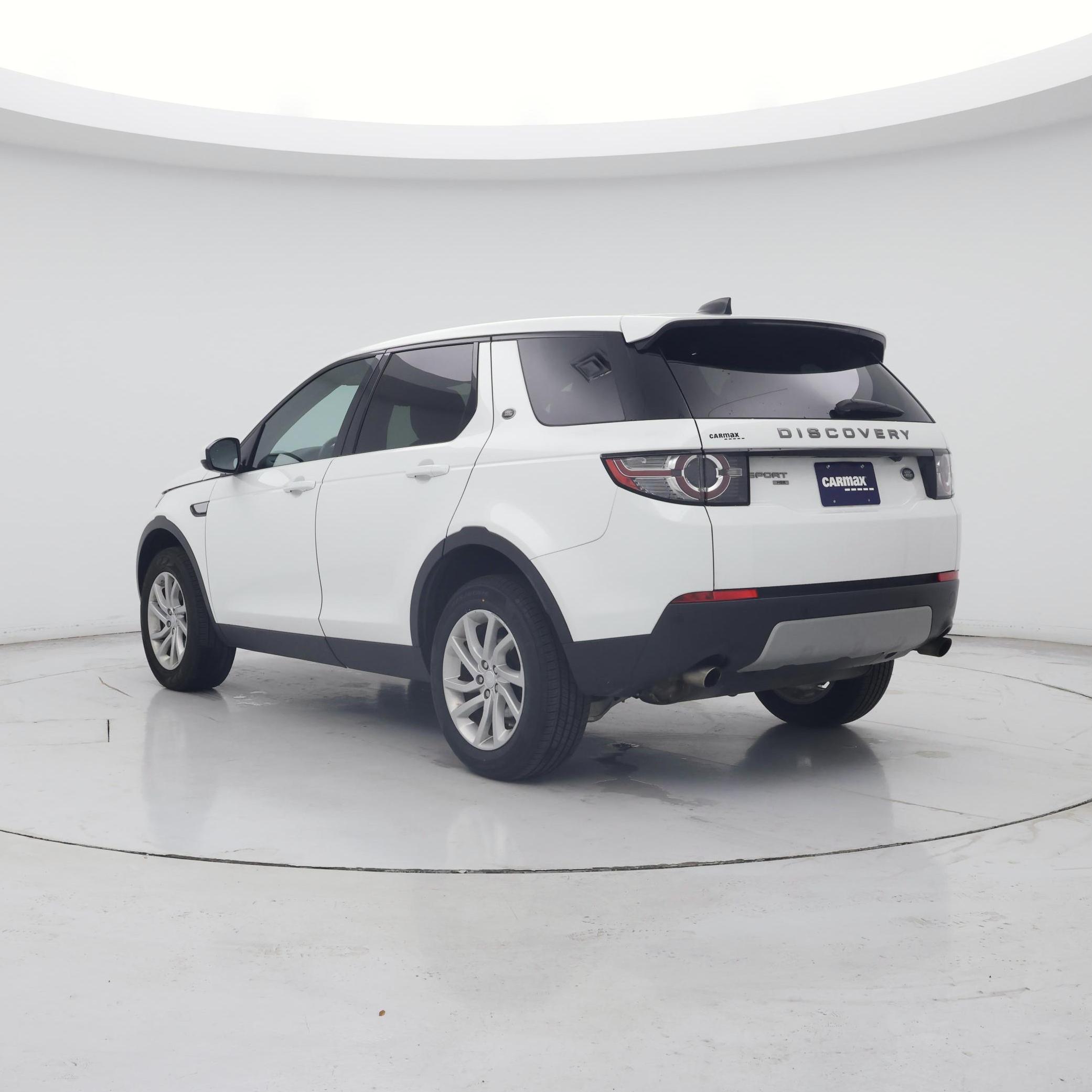 Thumbnail: 2019 Land Rover Discovery Sport - 2