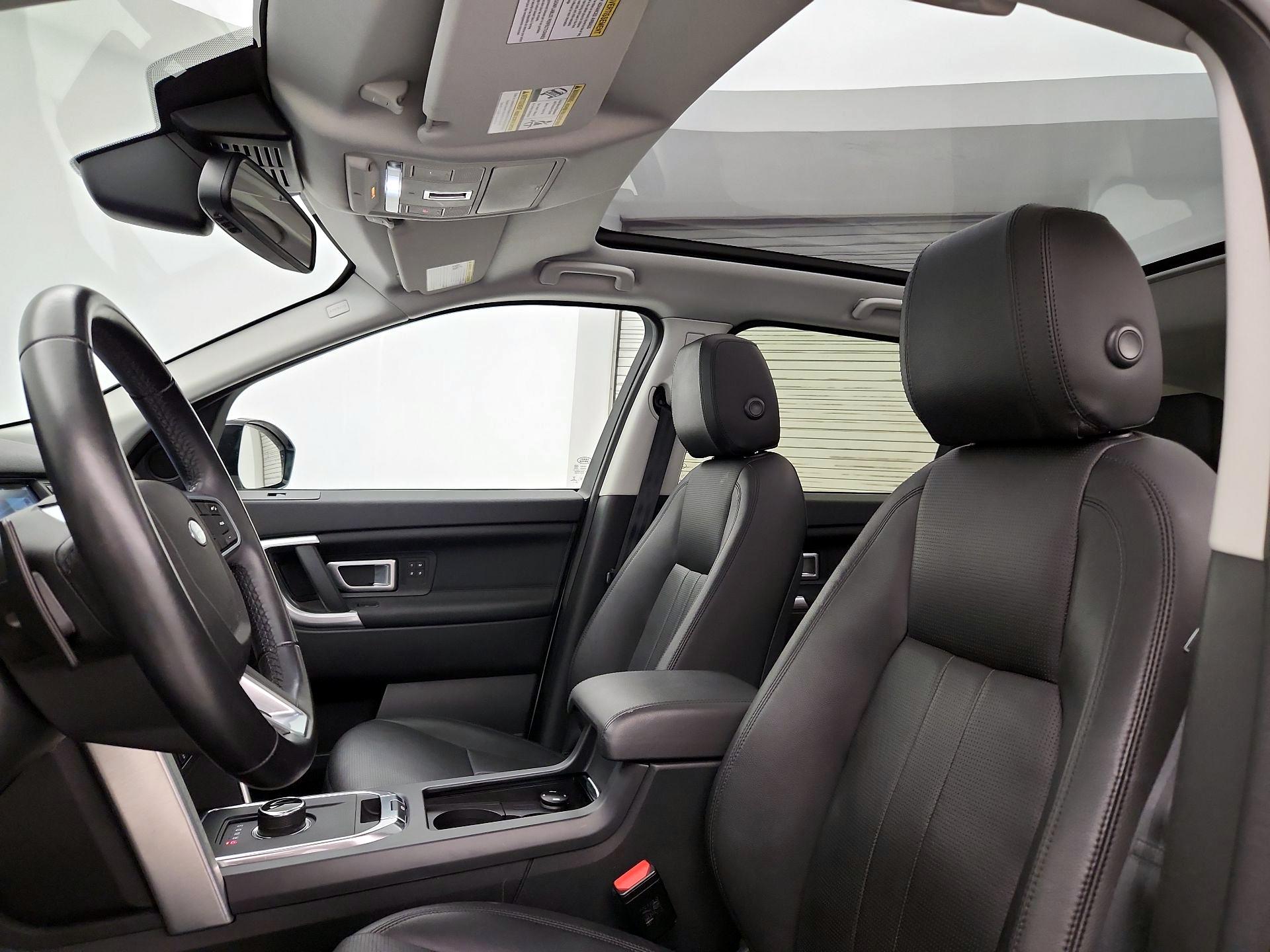 Thumbnail: 2019 Land Rover Discovery Sport - 19