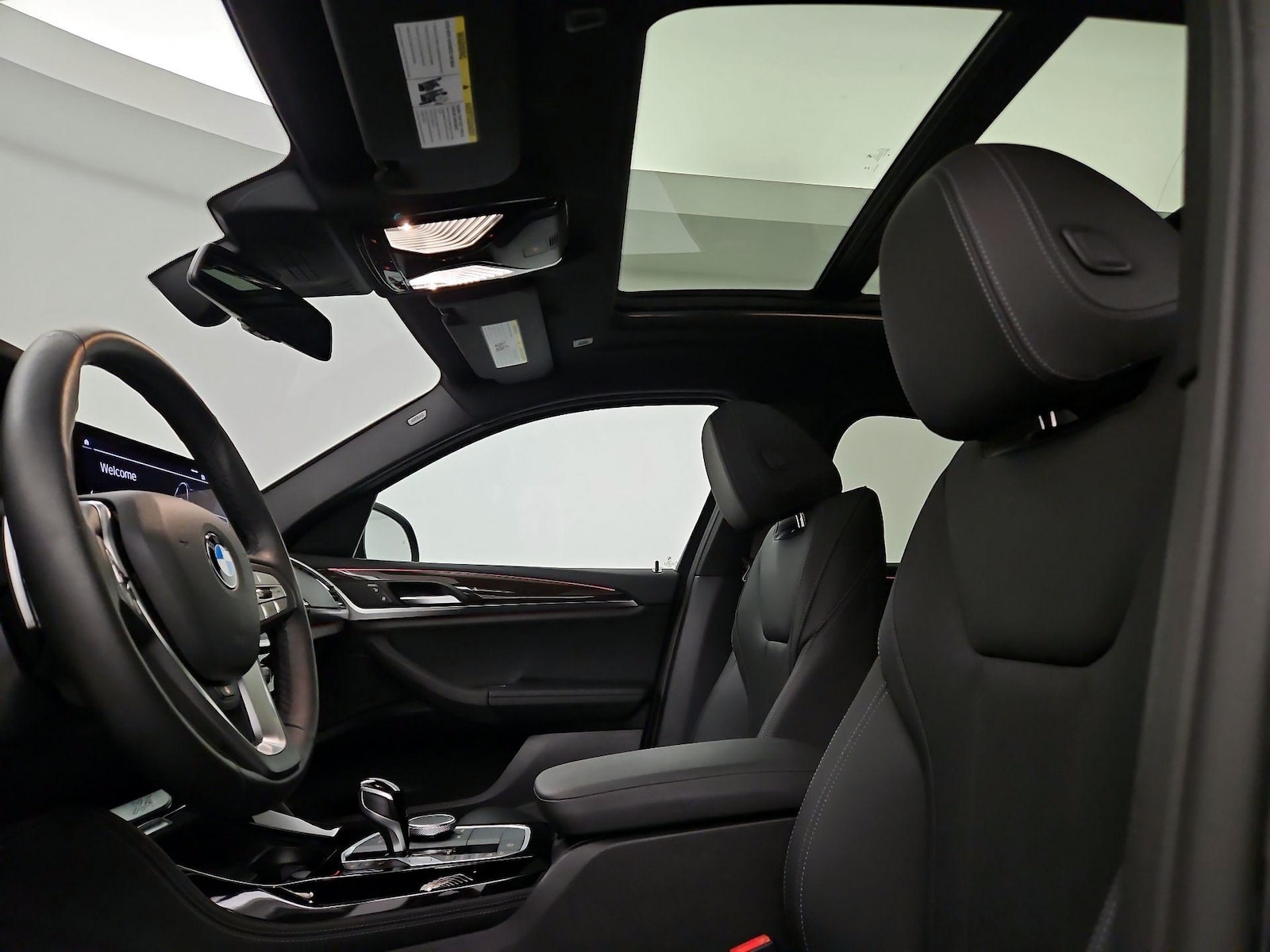 2025 BMW X4 30i - Photo 21