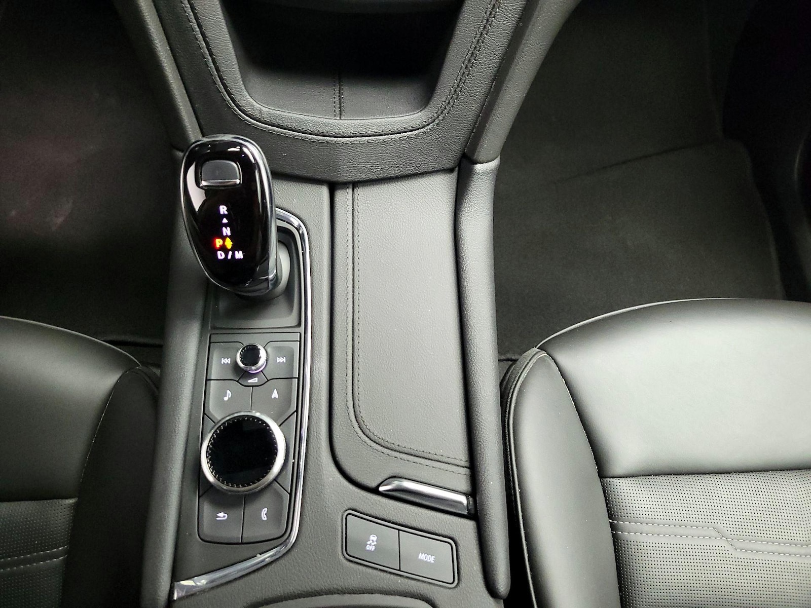 2024 Cadillac XT5 Premium Luxury - Photo 18