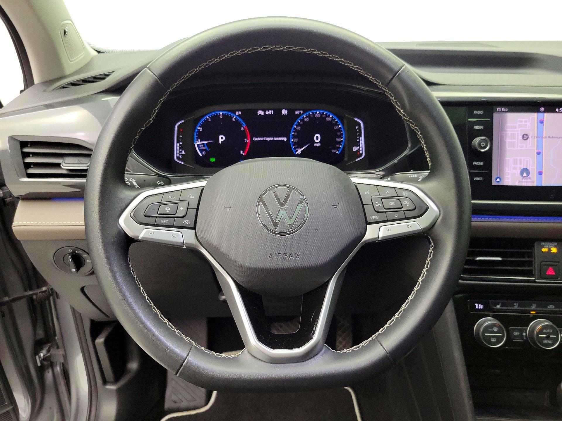 Thumbnail: 2023 Volkswagen Taos - 10