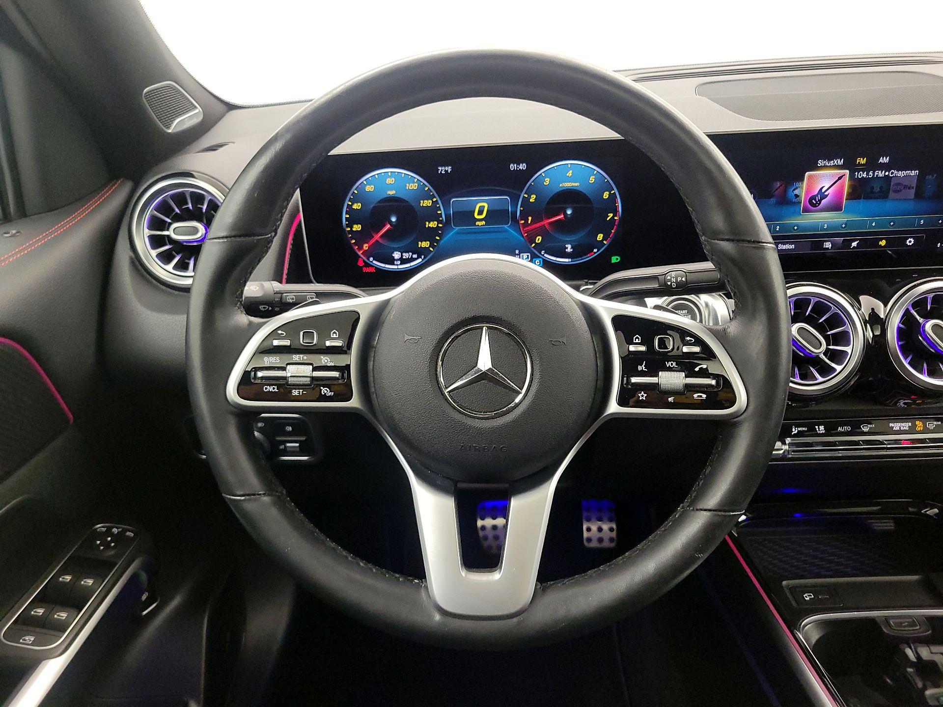 Thumbnail: 2020 Mercedes-Benz GLB - 10
