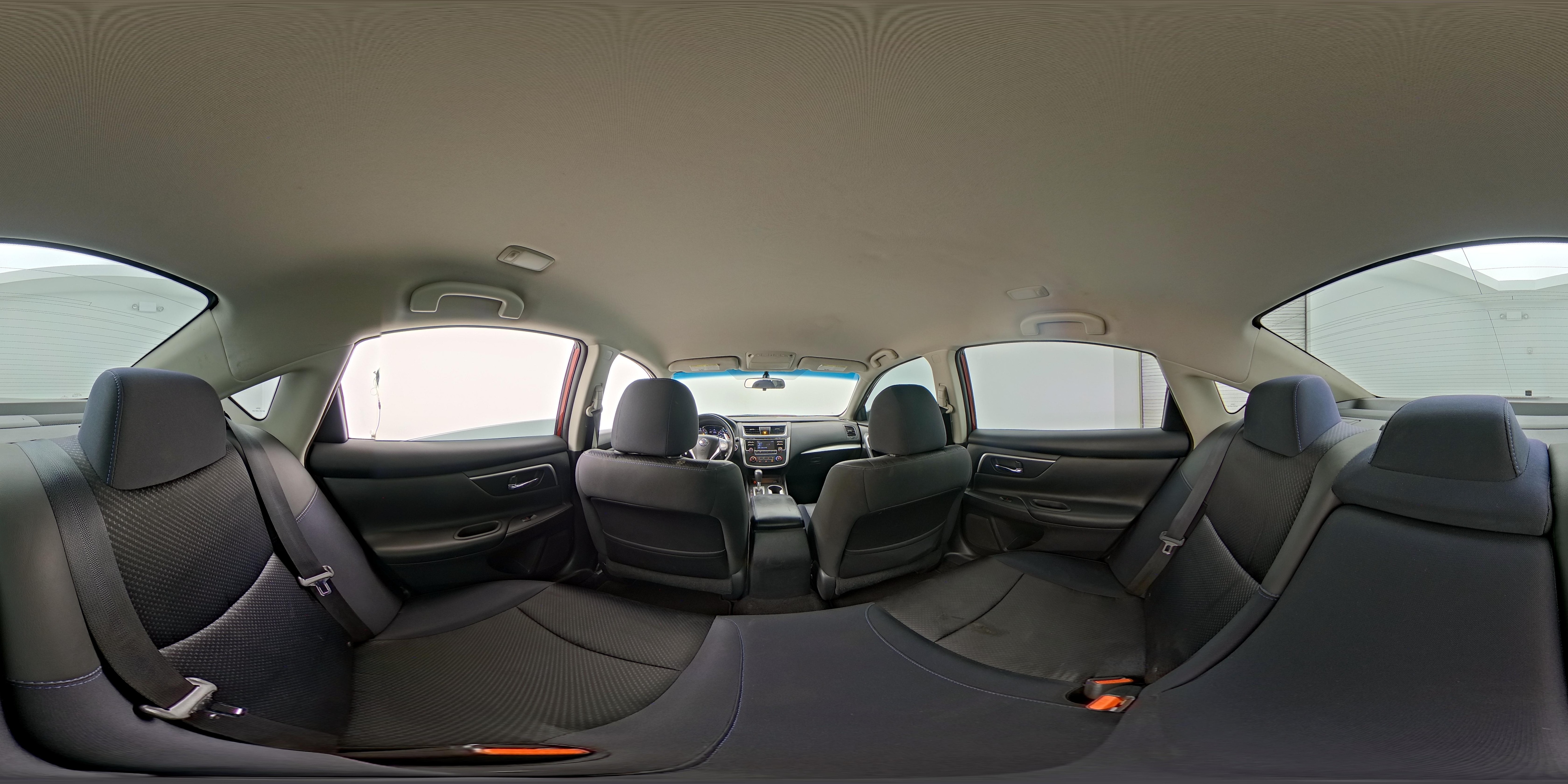 2017 Nissan Altima SR - Photo 25