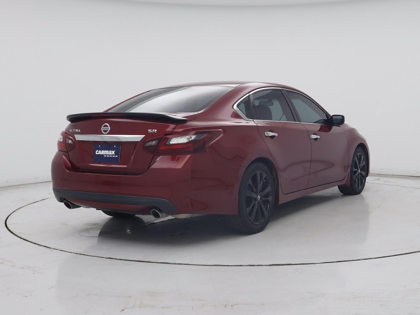 2017 Nissan Altima SR - Photo 9