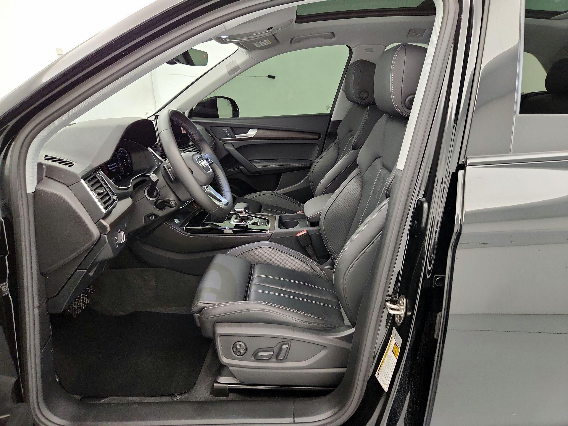 Thumbnail: 2024 Audi Q5 - 11