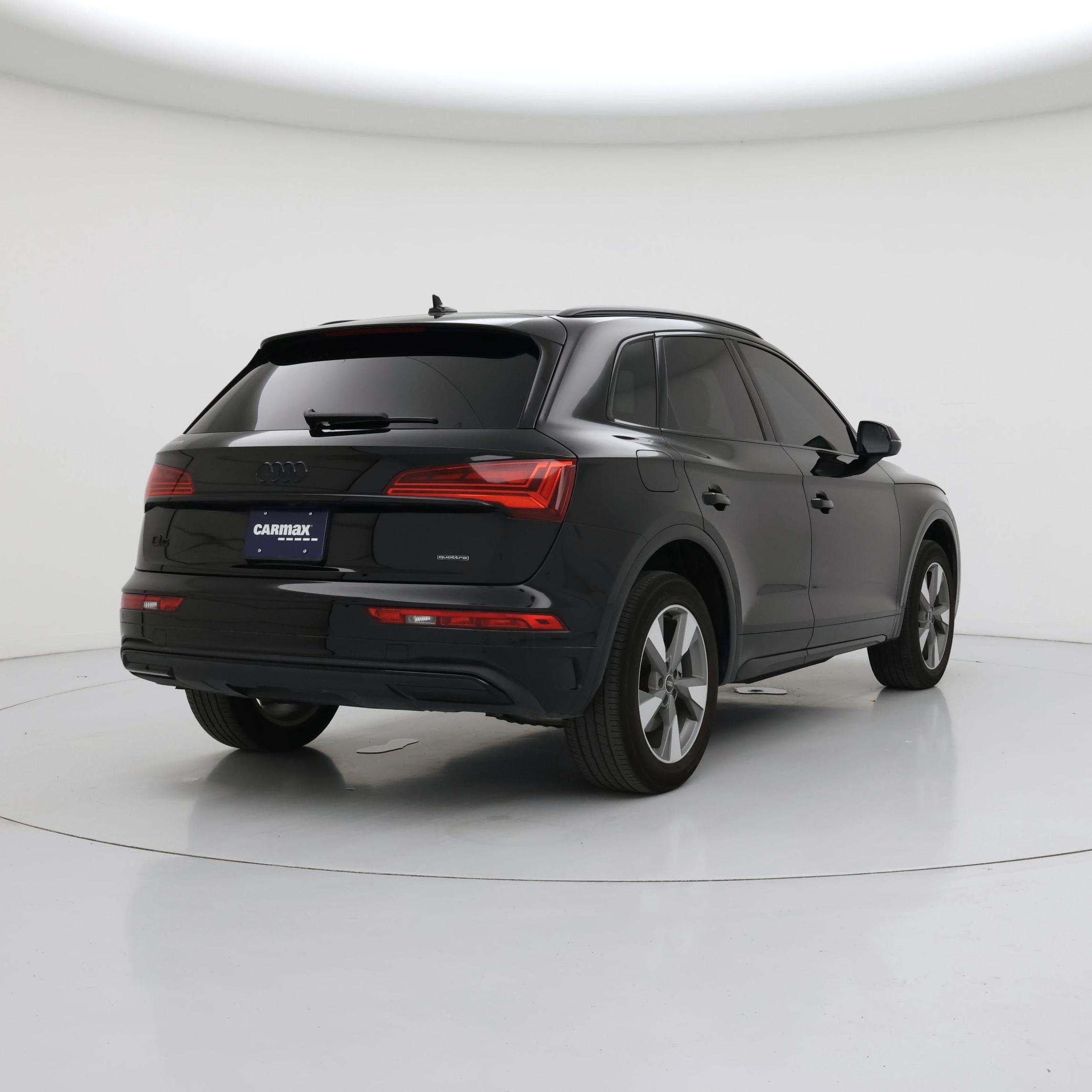 Thumbnail: 2024 Audi Q5 - 8