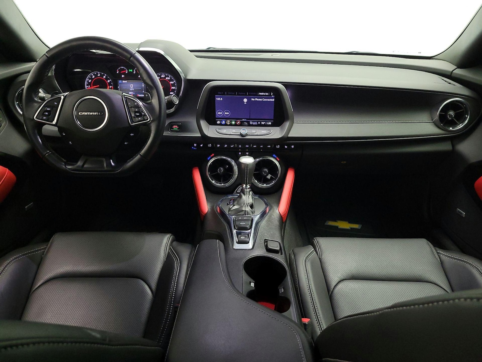 Apple CarPlay® & Android Auto™