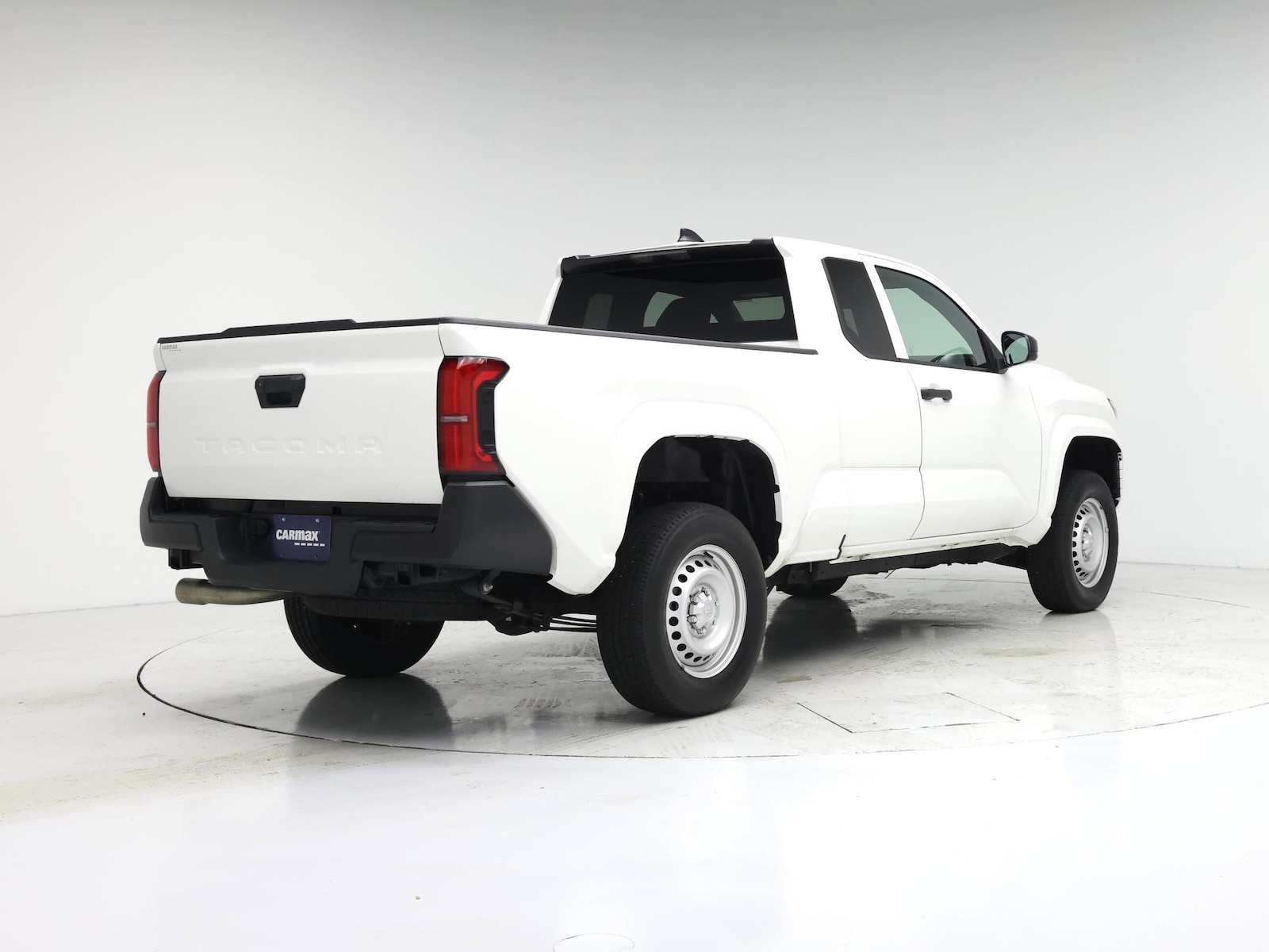 2024 Toyota Tacoma SR - Photo 9