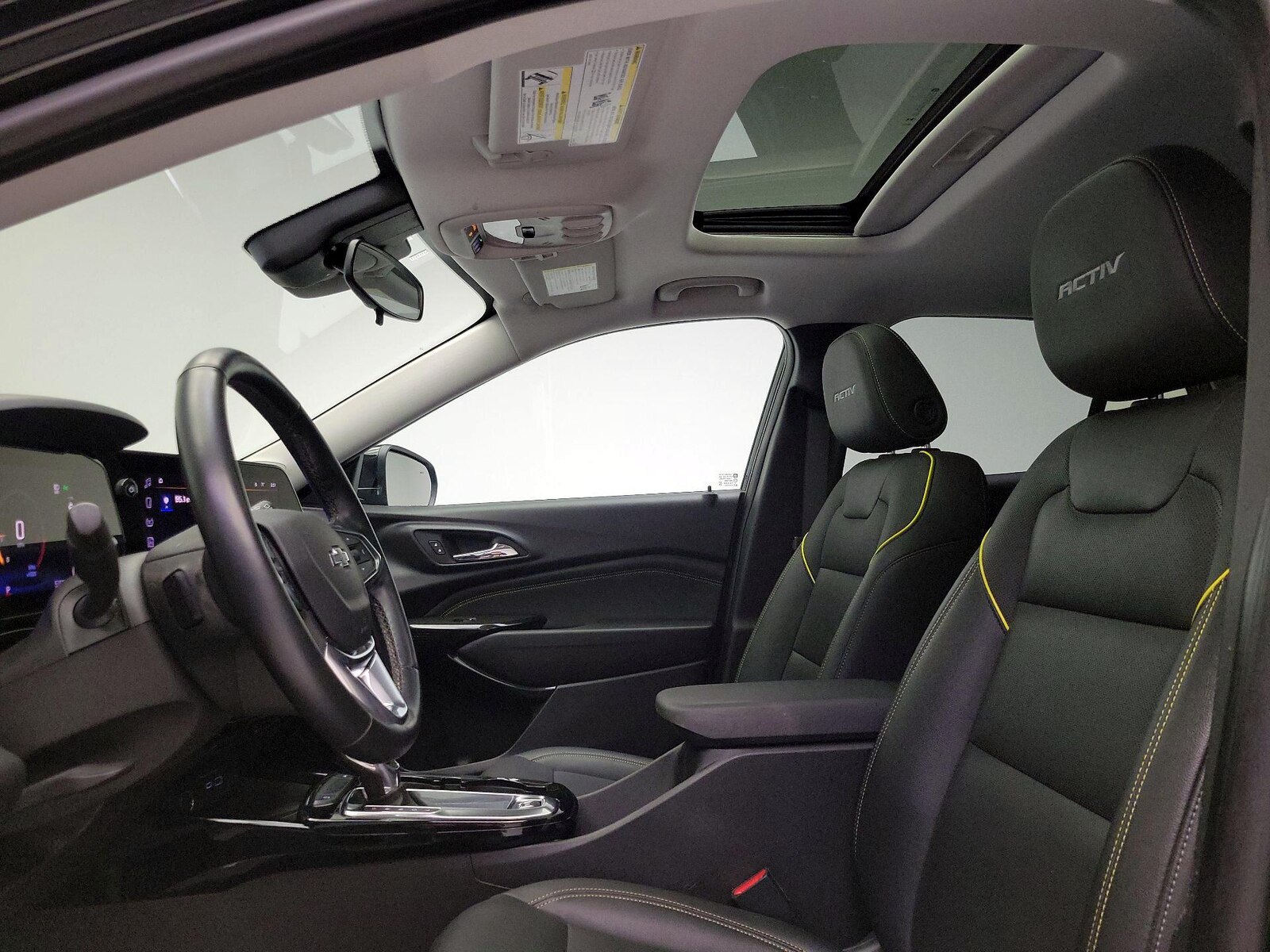 Sunroof(s) & Overhead Airbags