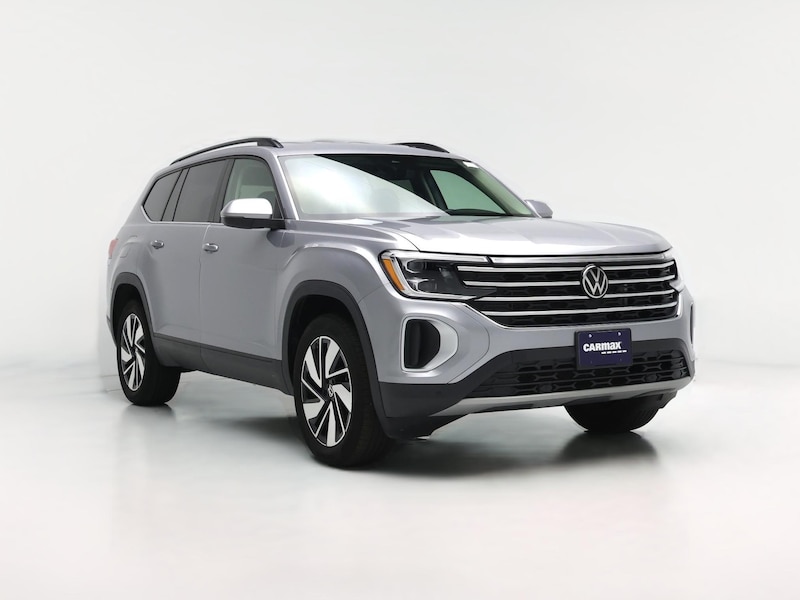 2025 Volkswagen Atlas SE w/Tech