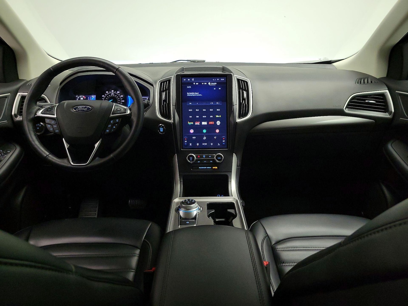 2024 Ford Edge SEL - Photo 10