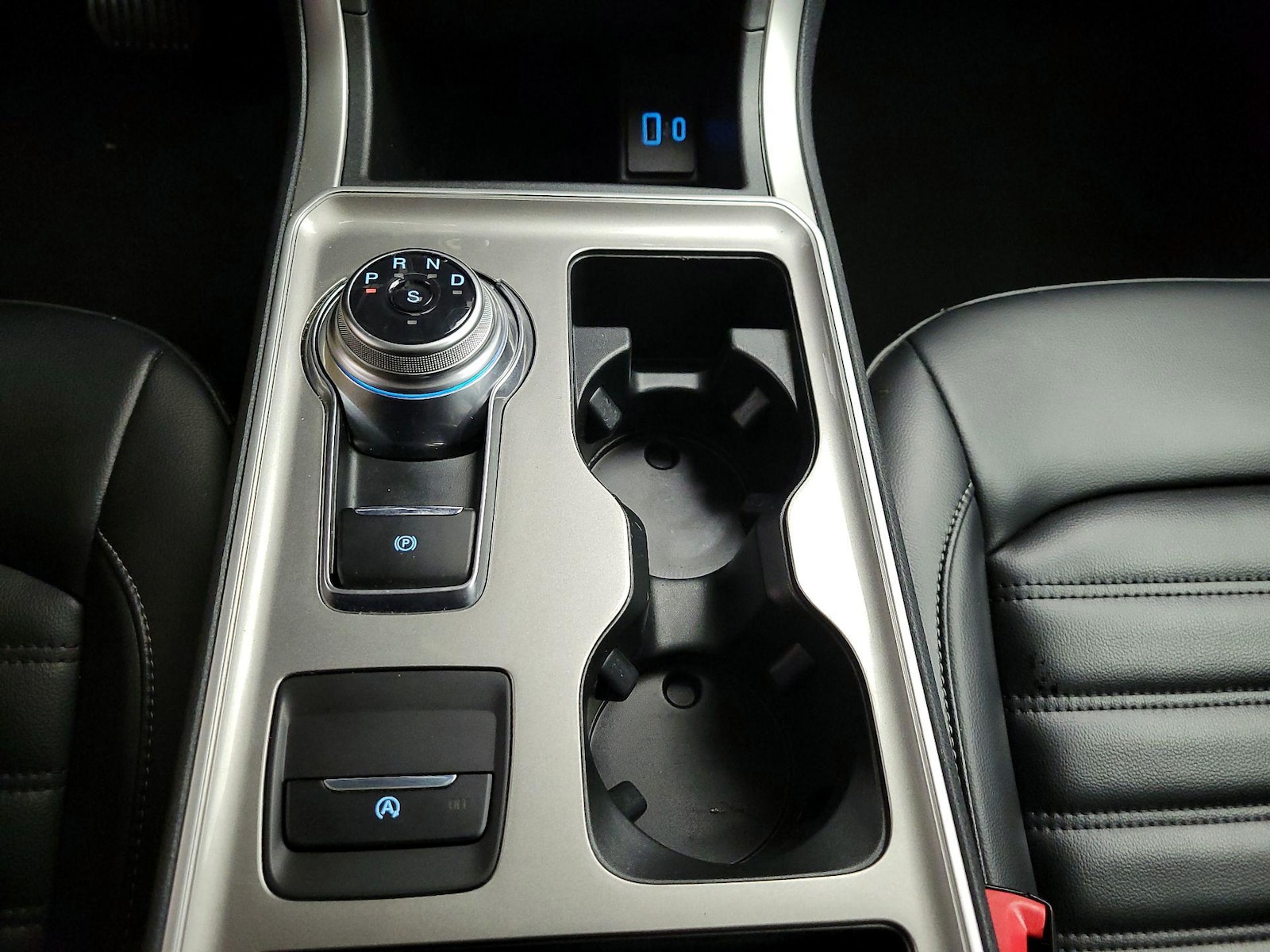 2024 Ford Edge SEL - Photo 17