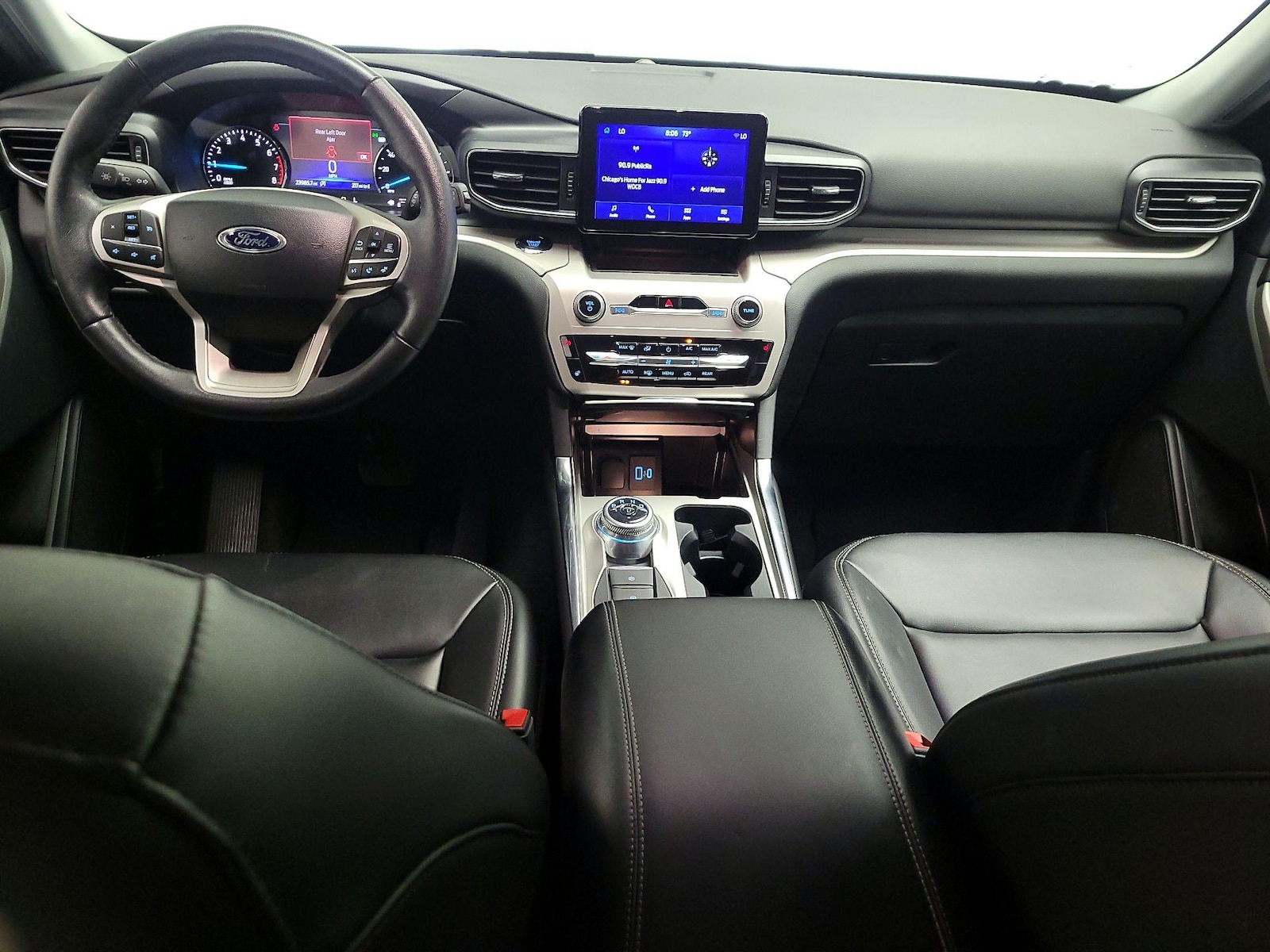 2024 Ford Explorer XLT - Photo 10