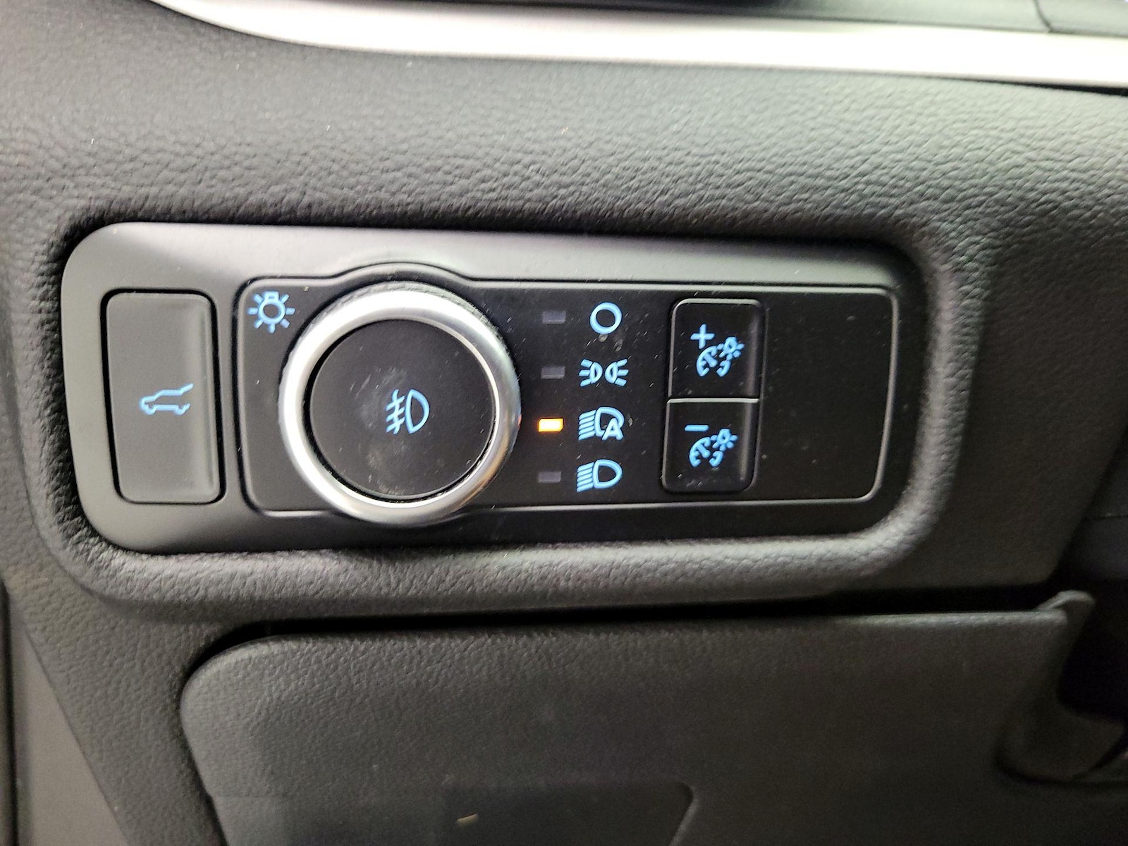 2024 Ford Explorer XLT - Photo 14