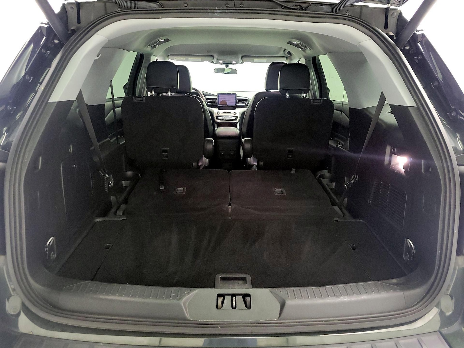 2024 Ford Explorer XLT - Photo 23