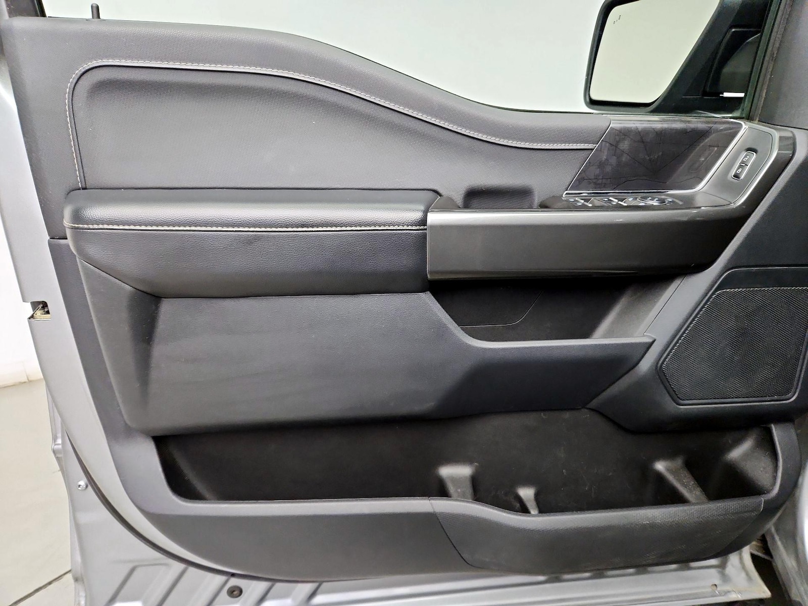 2023 Ford F-150 XLT - Photo 13