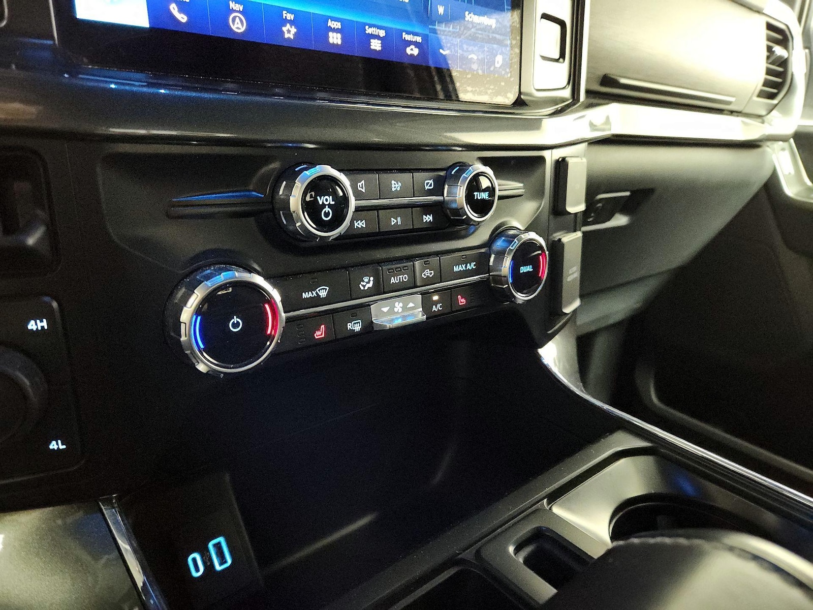 2023 Ford F-150 XLT - Photo 18