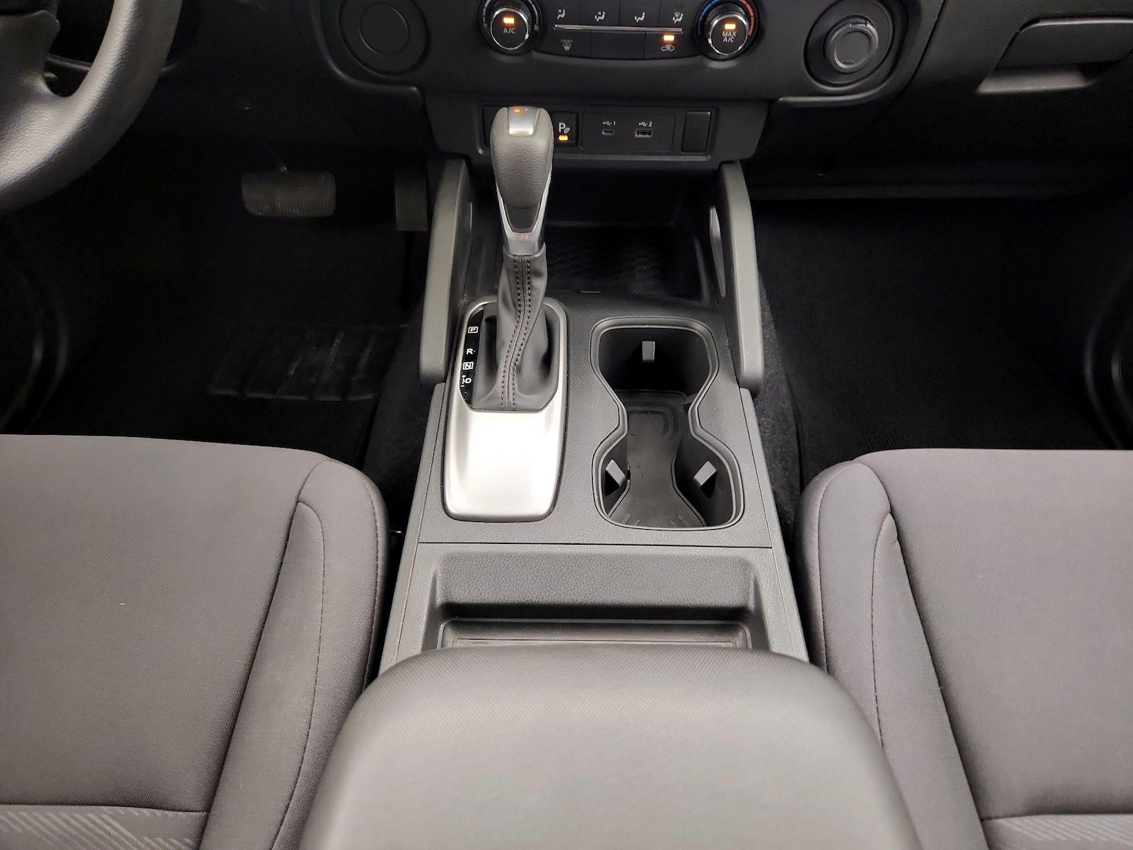 2024 Nissan Frontier S - Photo 16
