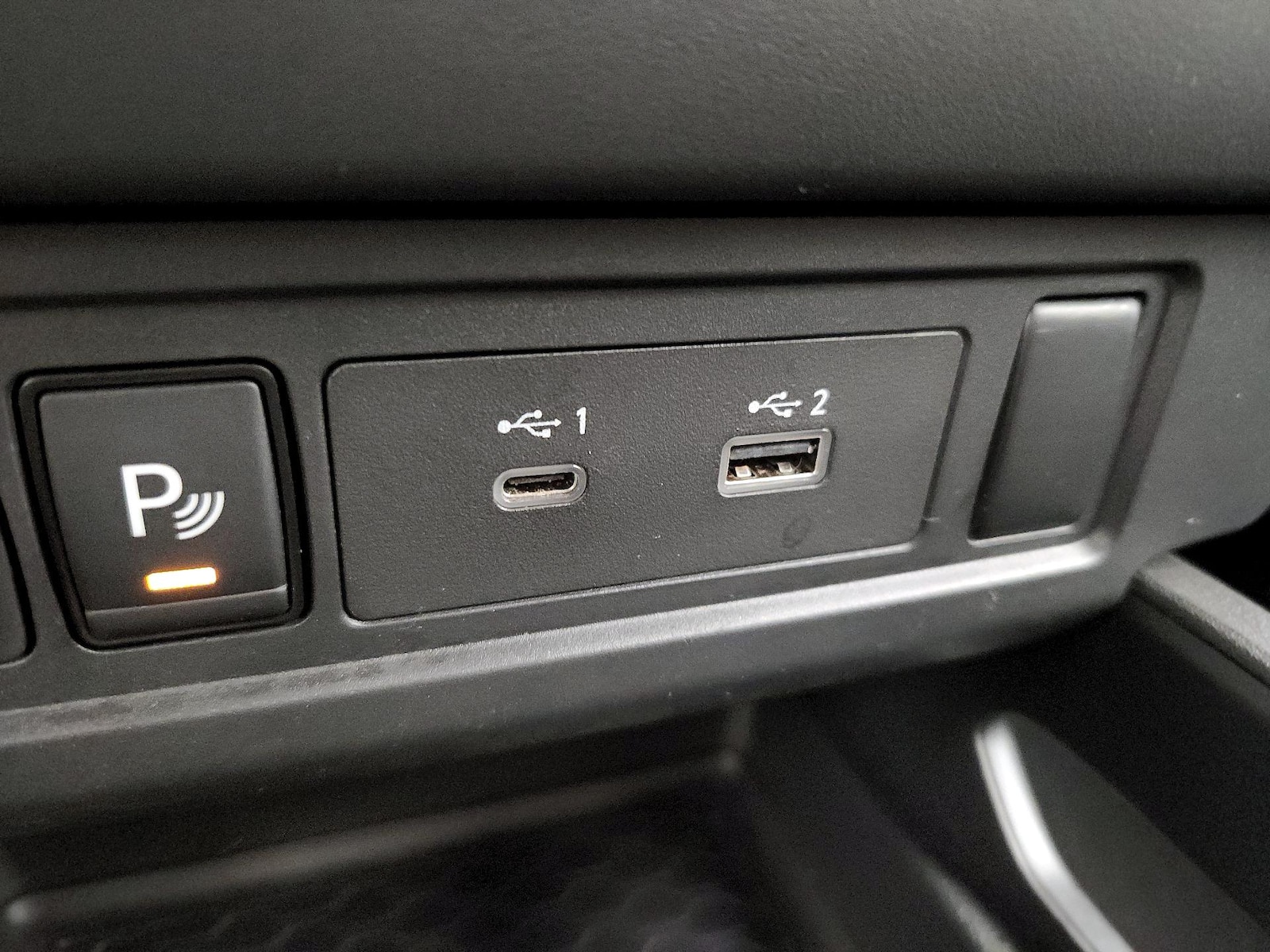 2024 Nissan Frontier S - Photo 17
