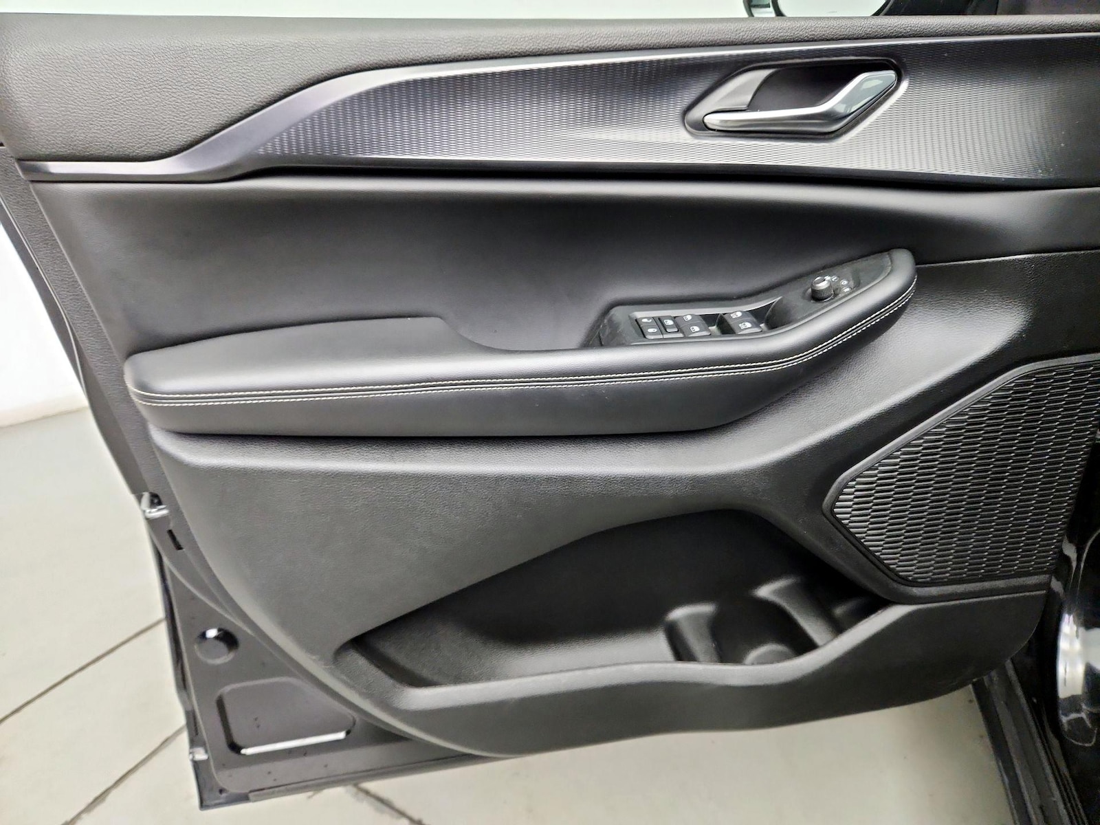 2024 Jeep Grand Cherokee L Altitude - Photo 13