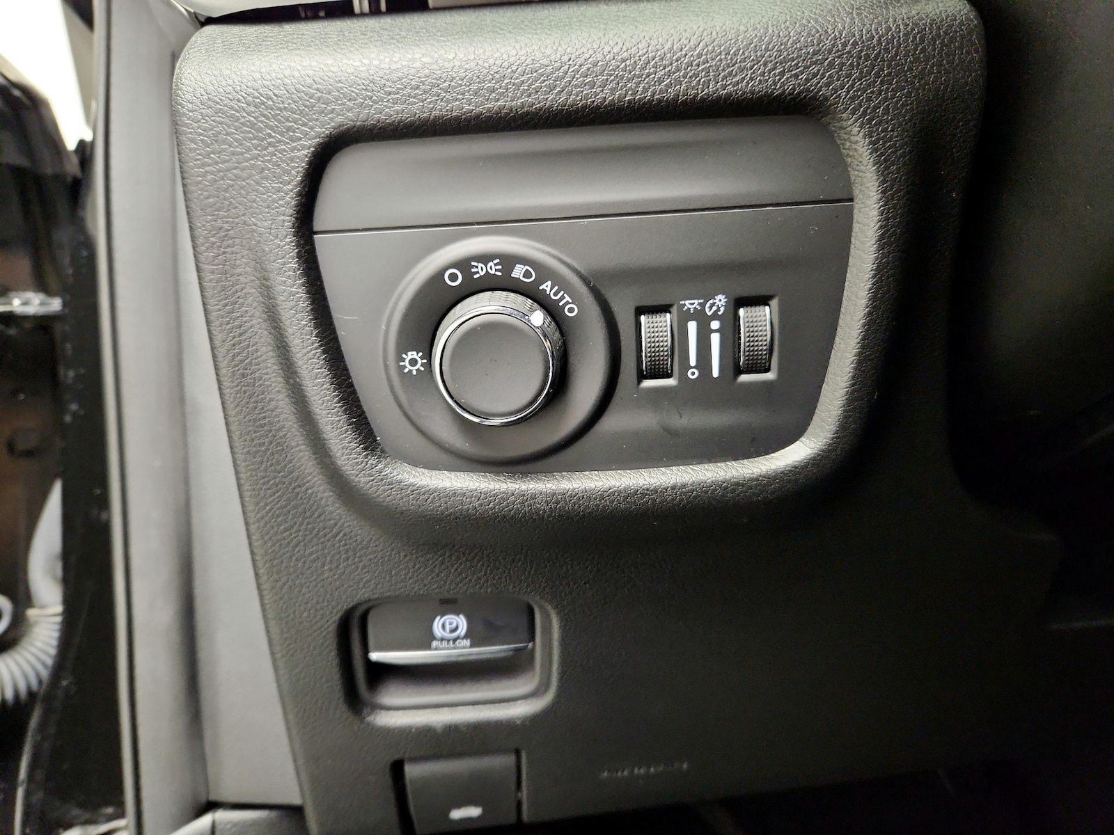 2024 Jeep Grand Cherokee L Altitude - Photo 14