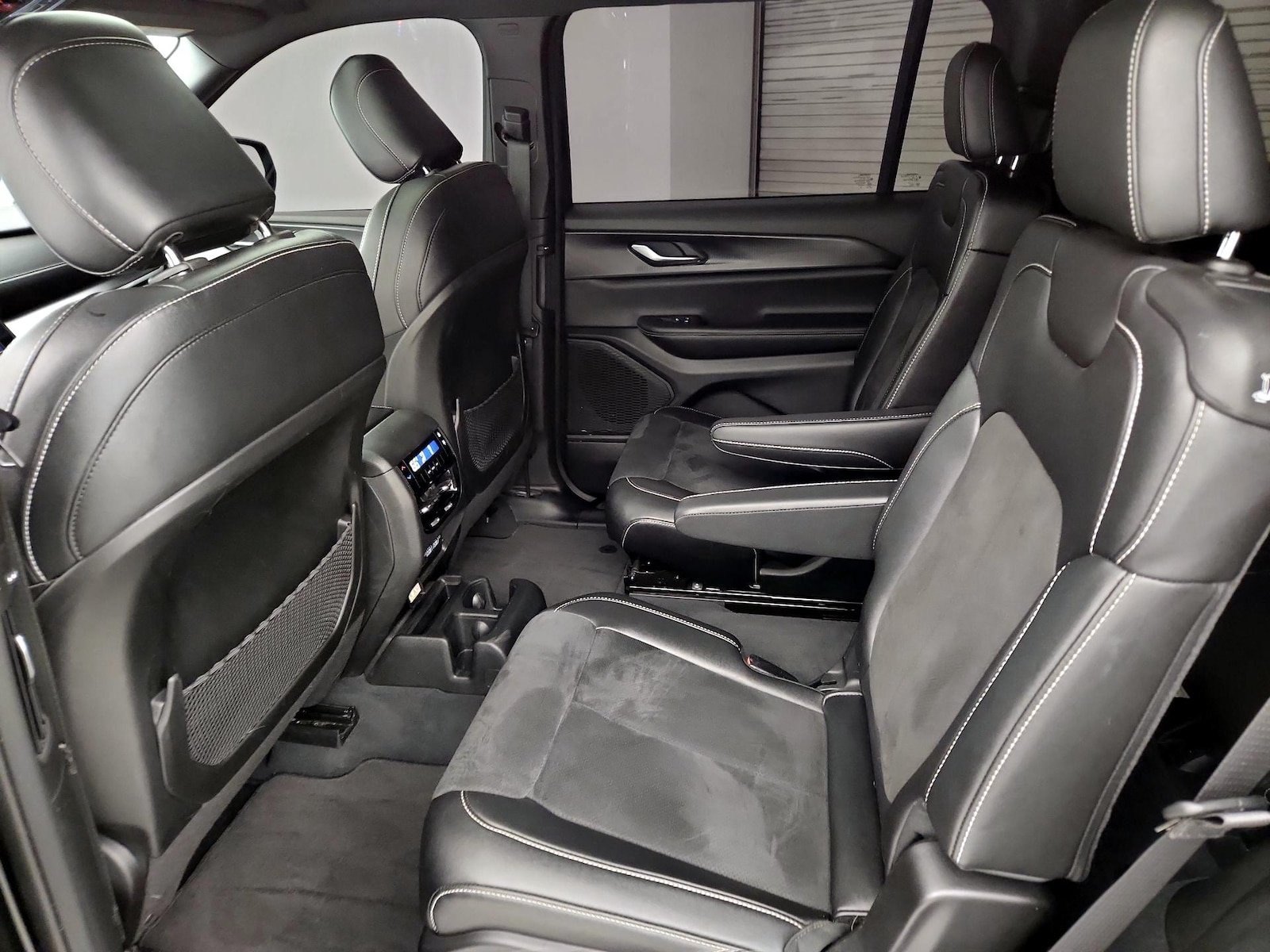 Rear Air Conditioning