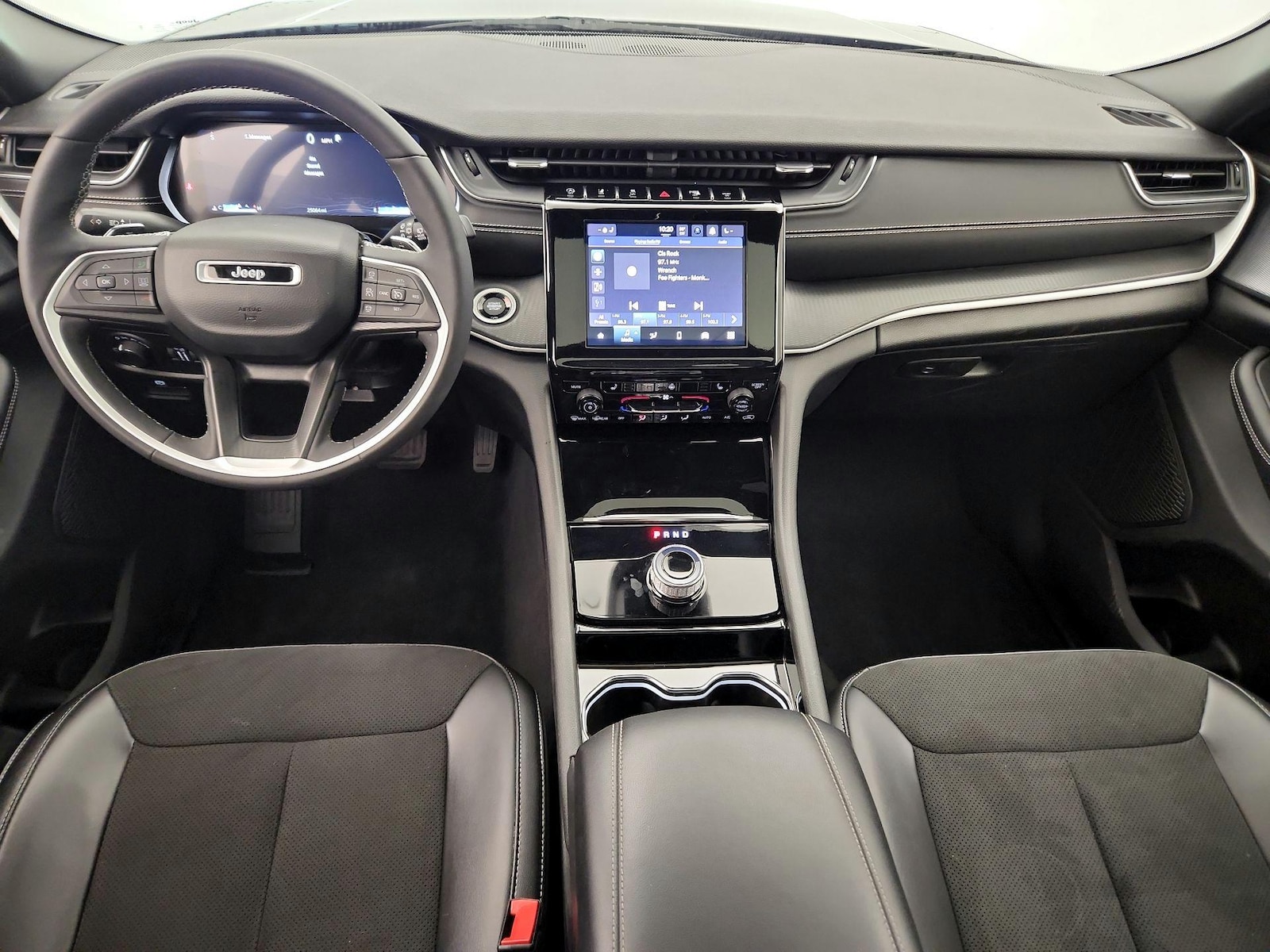 2023 Jeep Grand Cherokee L Altitude - Photo 10