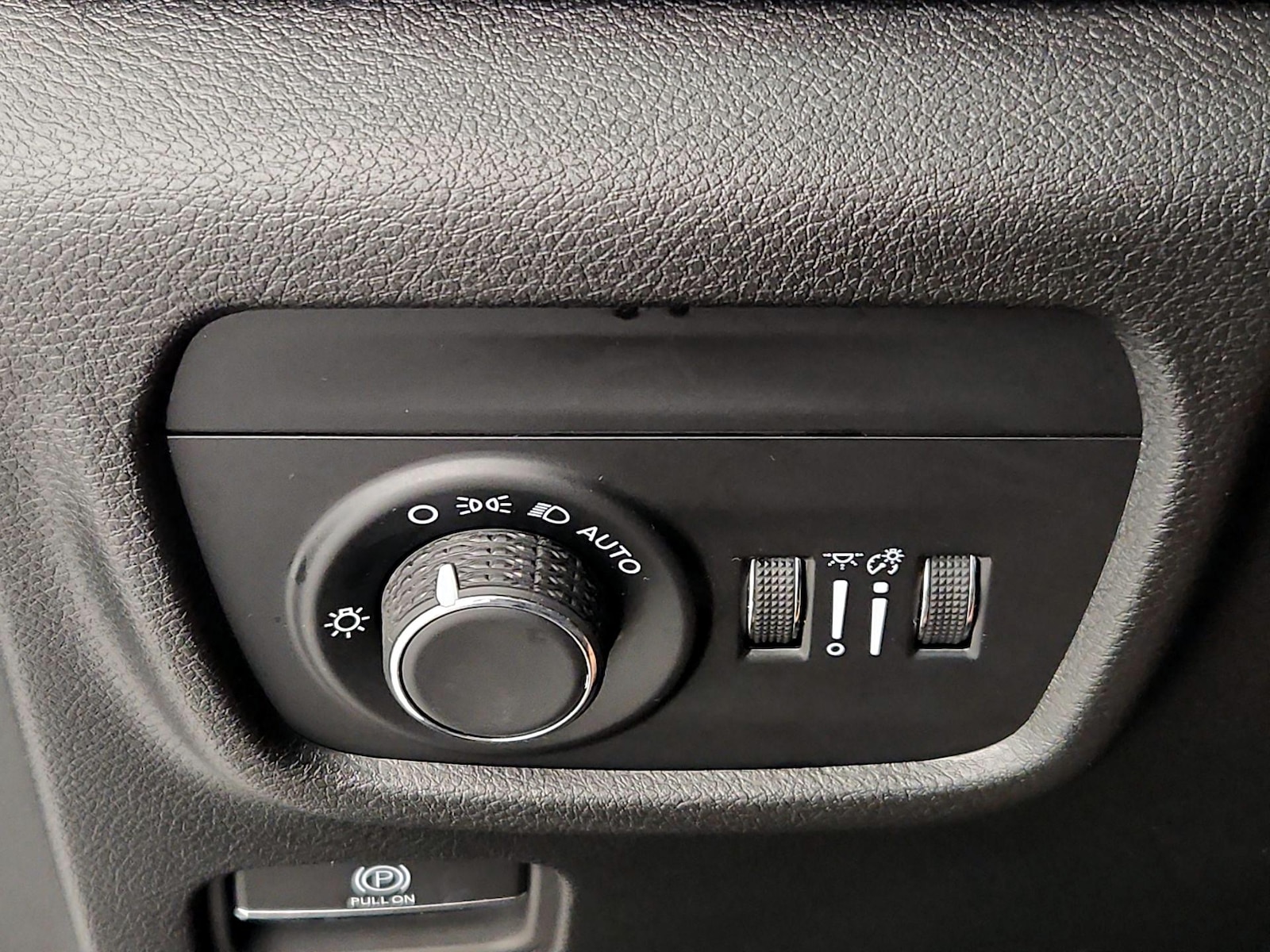2024 Jeep Grand Cherokee L Altitude - Photo 12