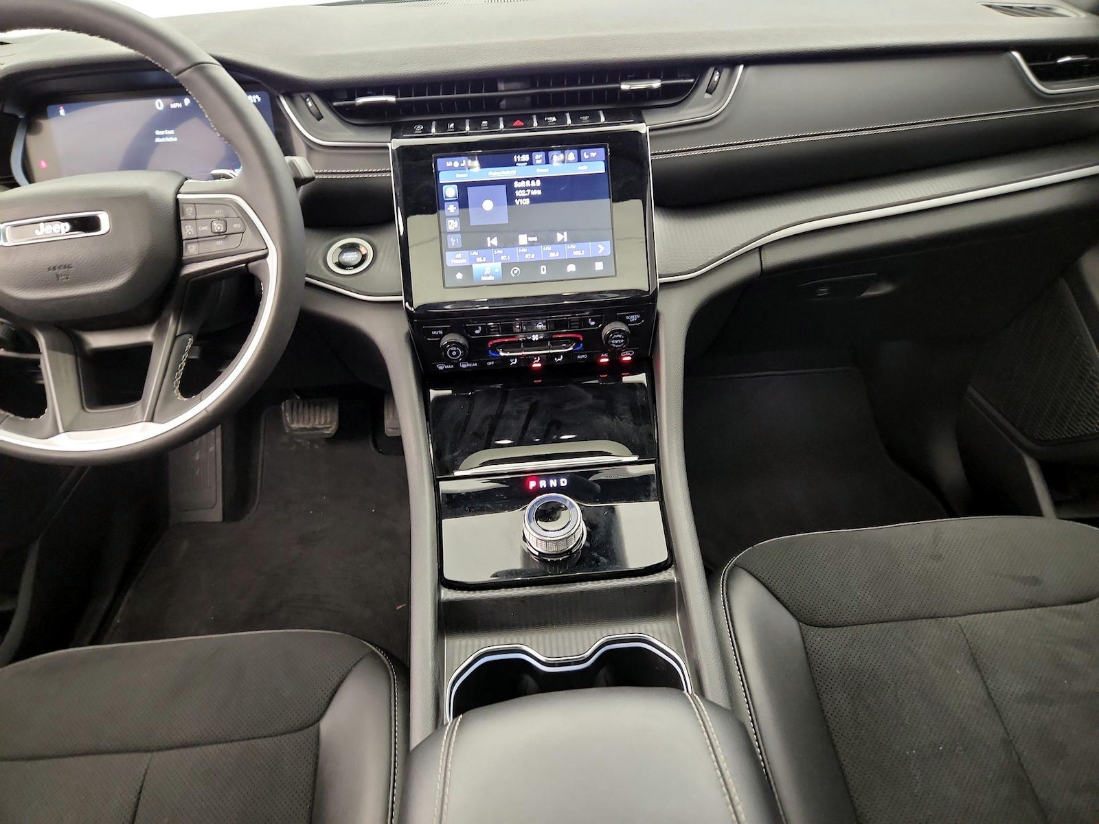 2024 Jeep Grand Cherokee L Altitude - Photo 16