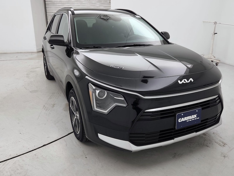2025 Kia Niro LX