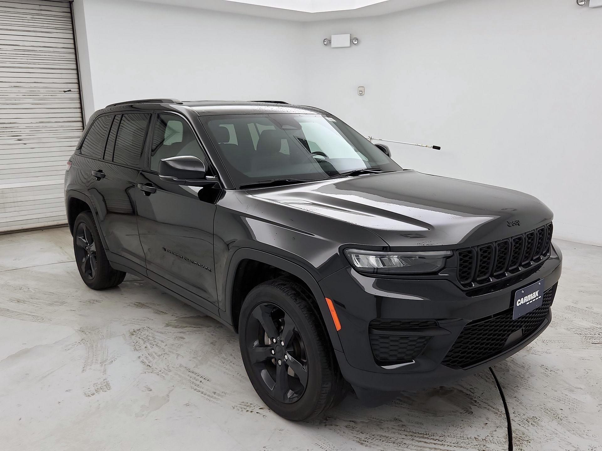 Black 2024 Jeep Grand Cherokee SUV / Crossover Four-Wheel Drive Automatic