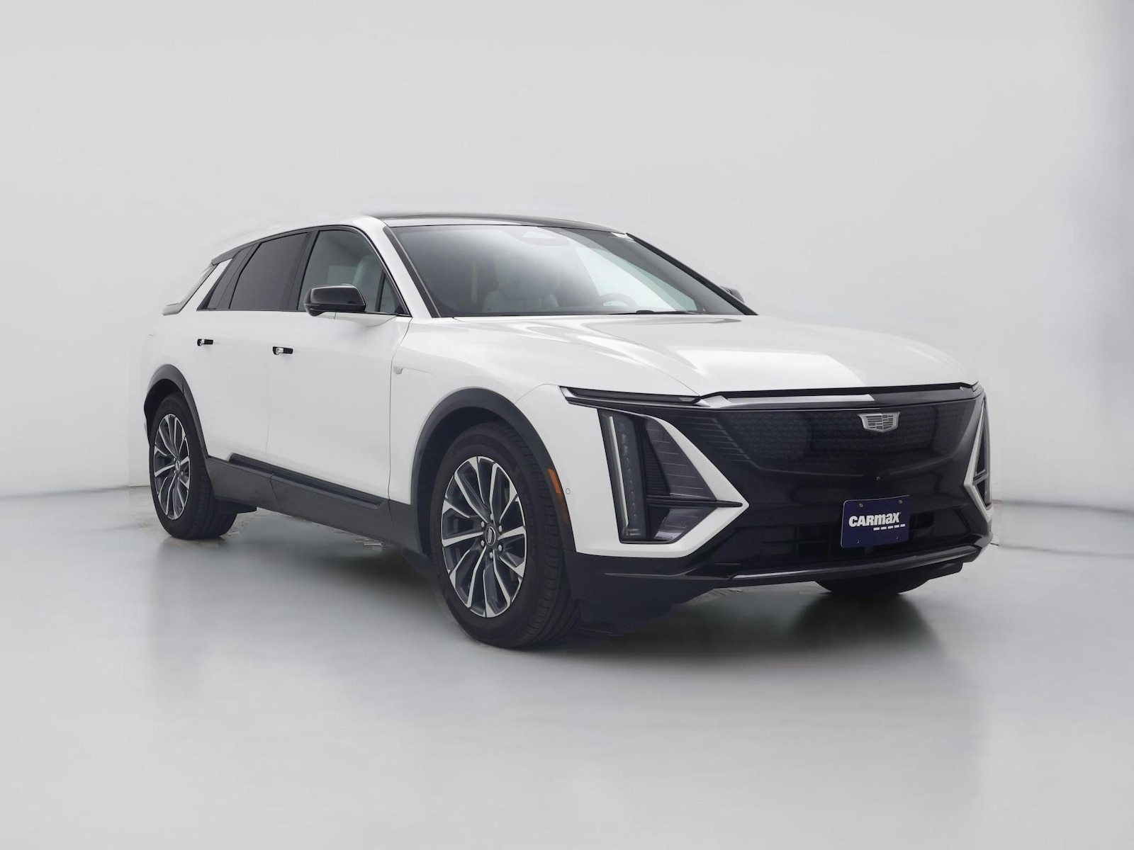 2024 Cadillac LYRIQ Sport 2