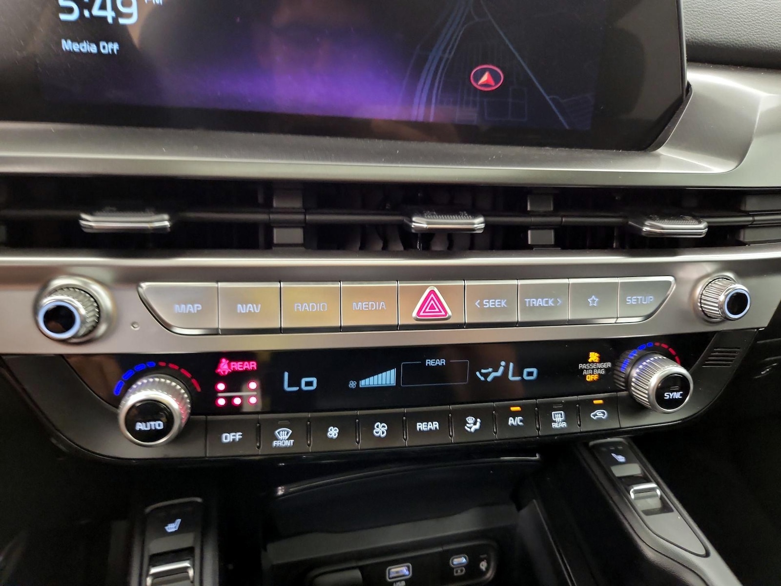 2025 Kia Telluride S - Photo 16