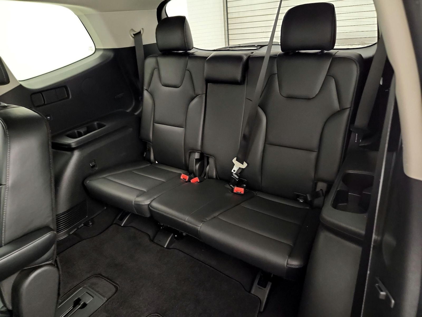 2025 Kia Telluride S - Photo 21