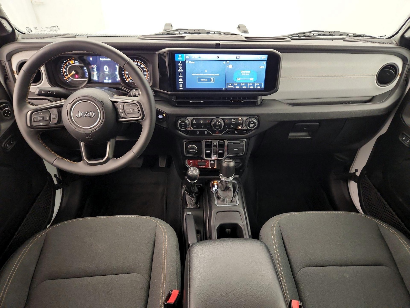 Apple CarPlay® & Android Auto™