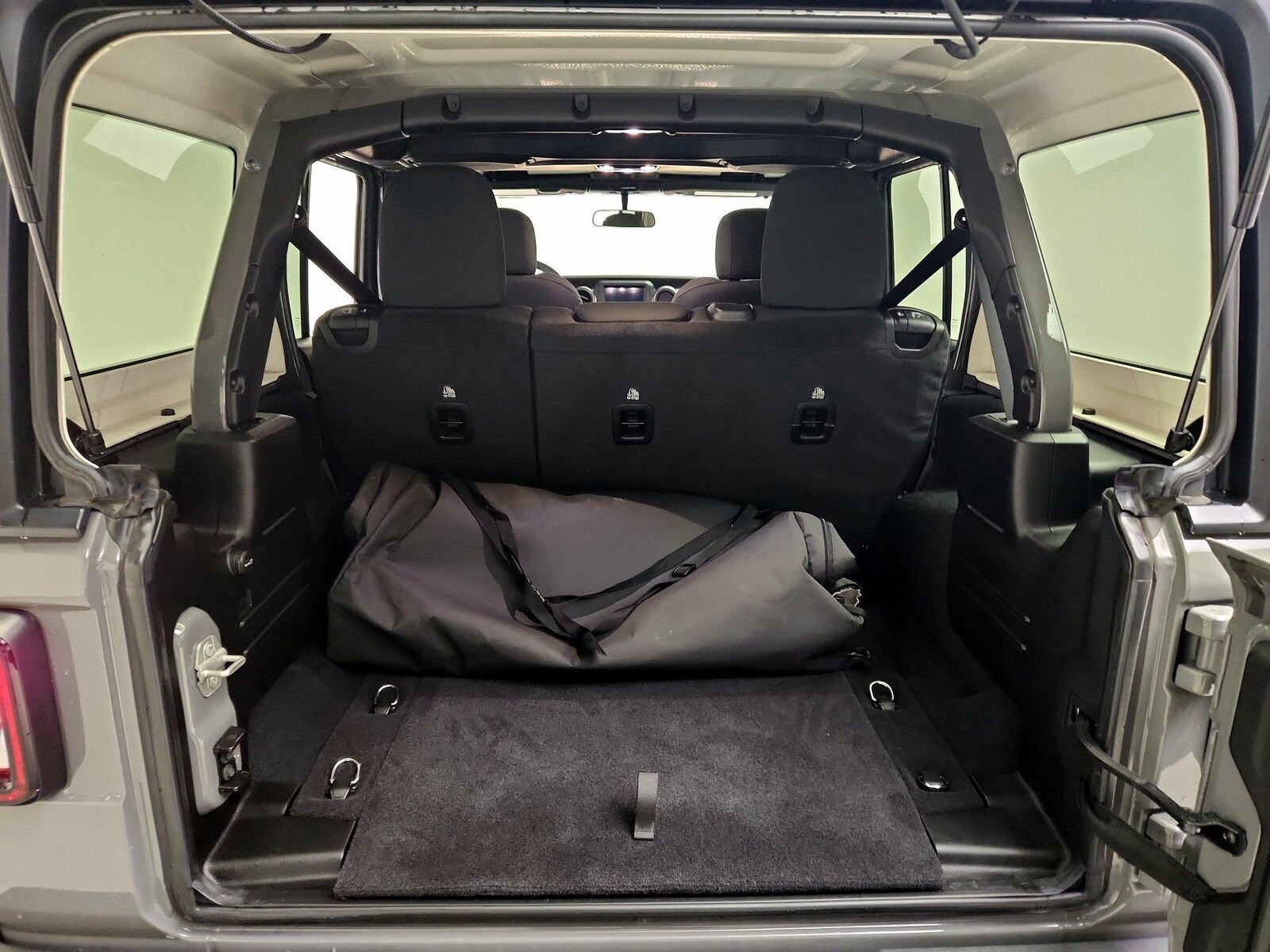 2023 Jeep Wrangler 4-Door Sport S - Photo 21