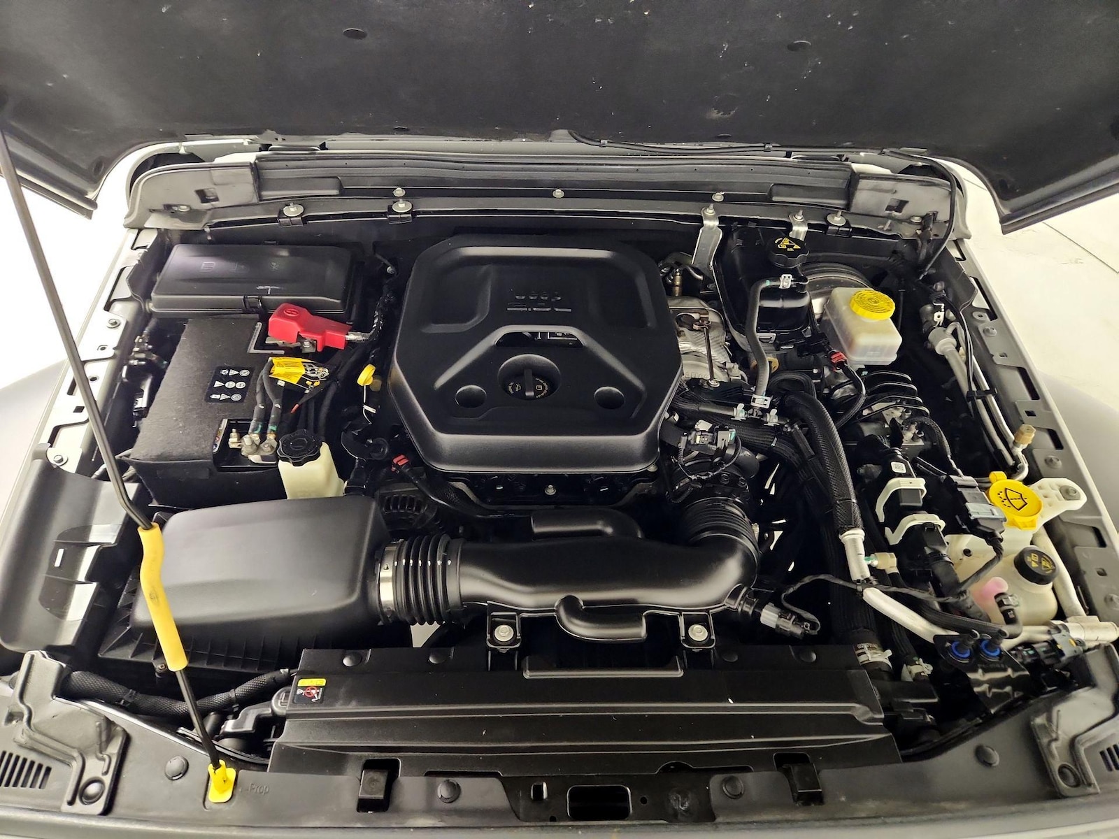 2023 Jeep Wrangler 4-Door Sport S - Photo 23