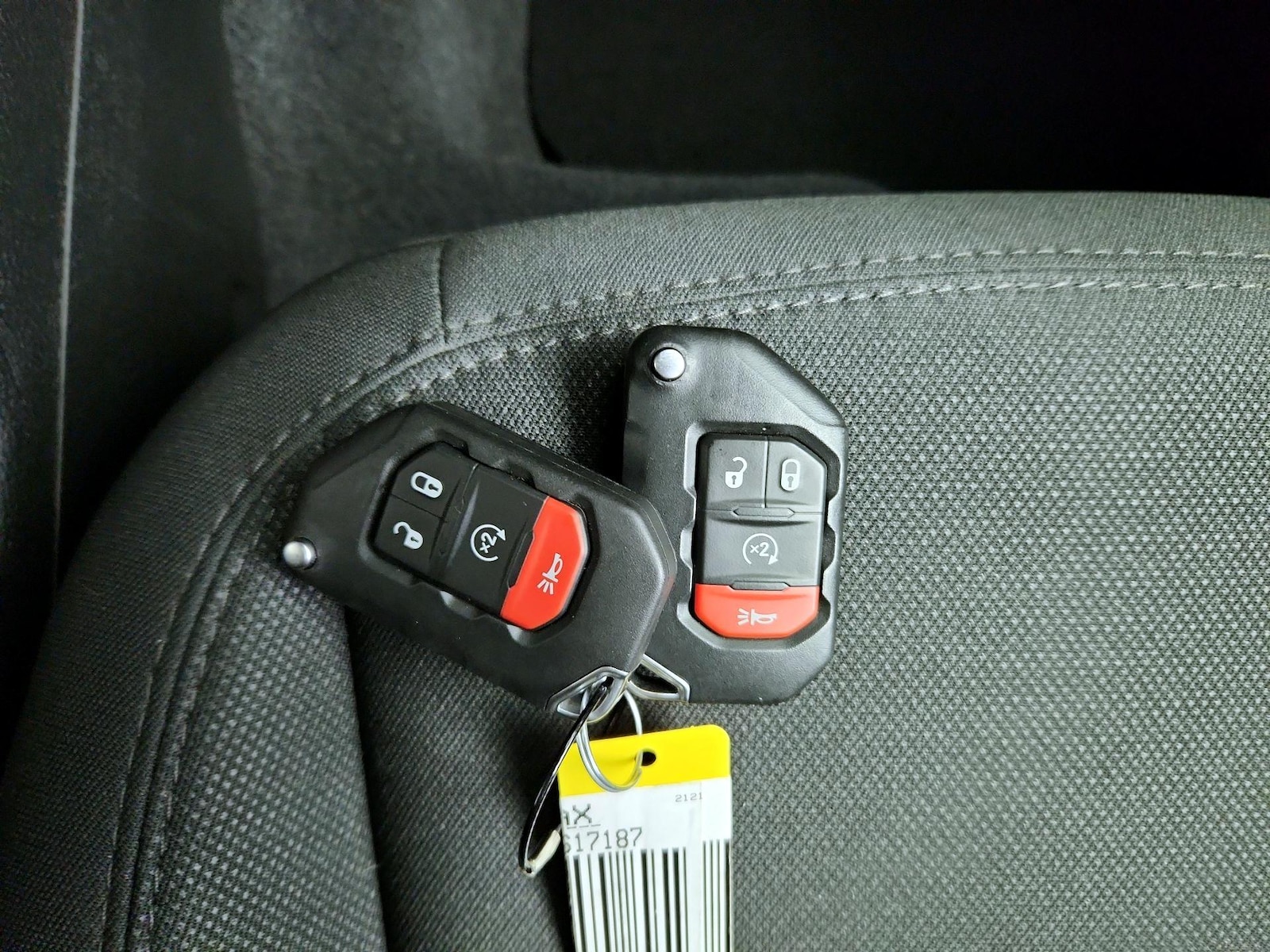 2023 Jeep Wrangler 4-Door Sport S - Photo 24