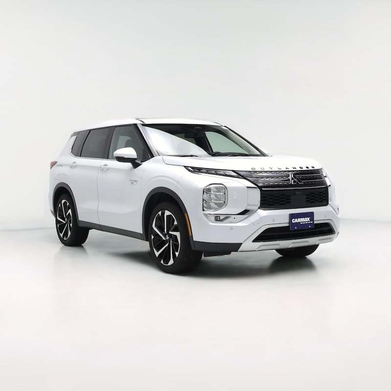 2024 Mitsubishi Outlander Plug in Hybrid SE