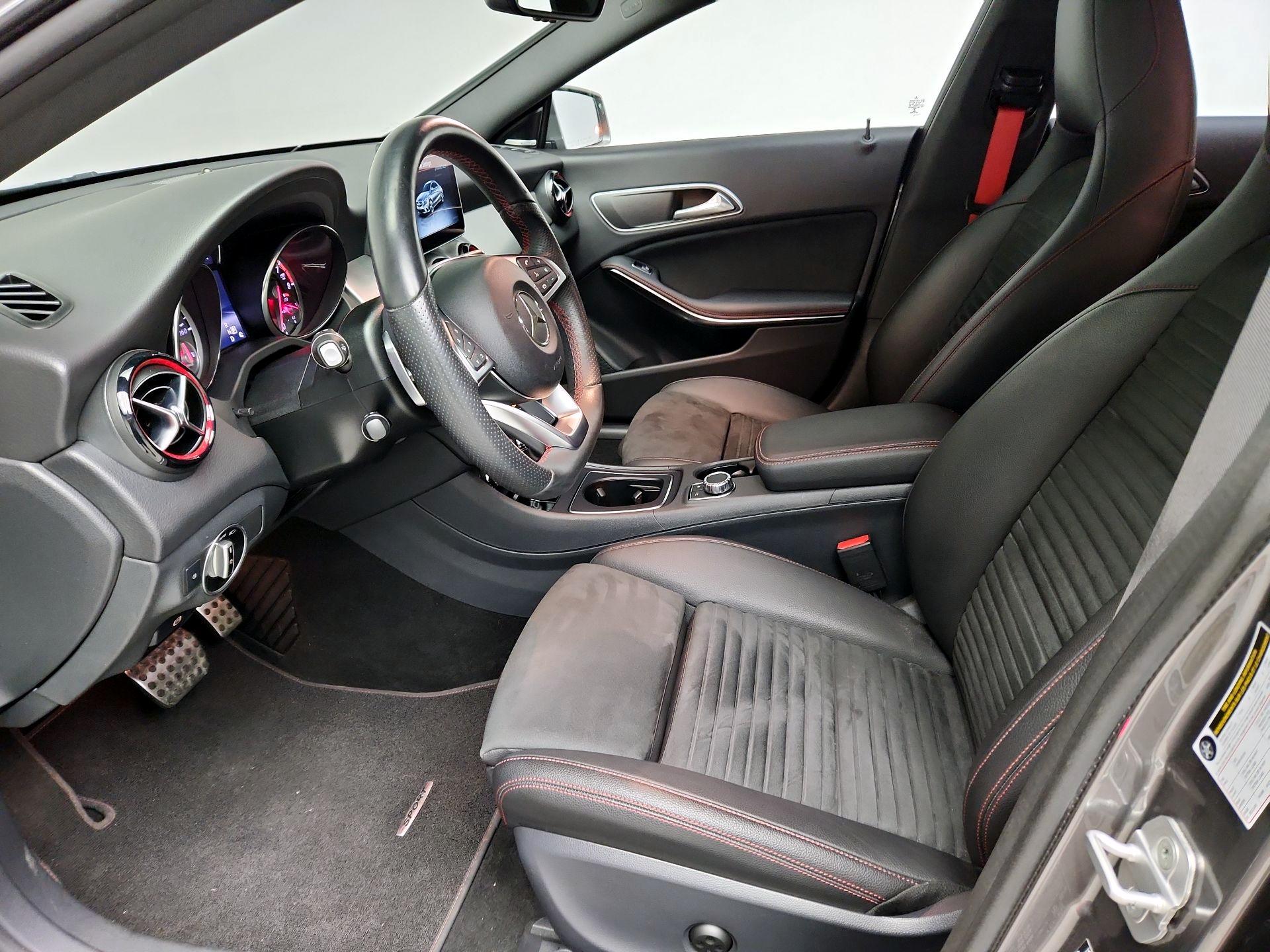 Thumbnail: 2016 Mercedes-Benz CLA - 9