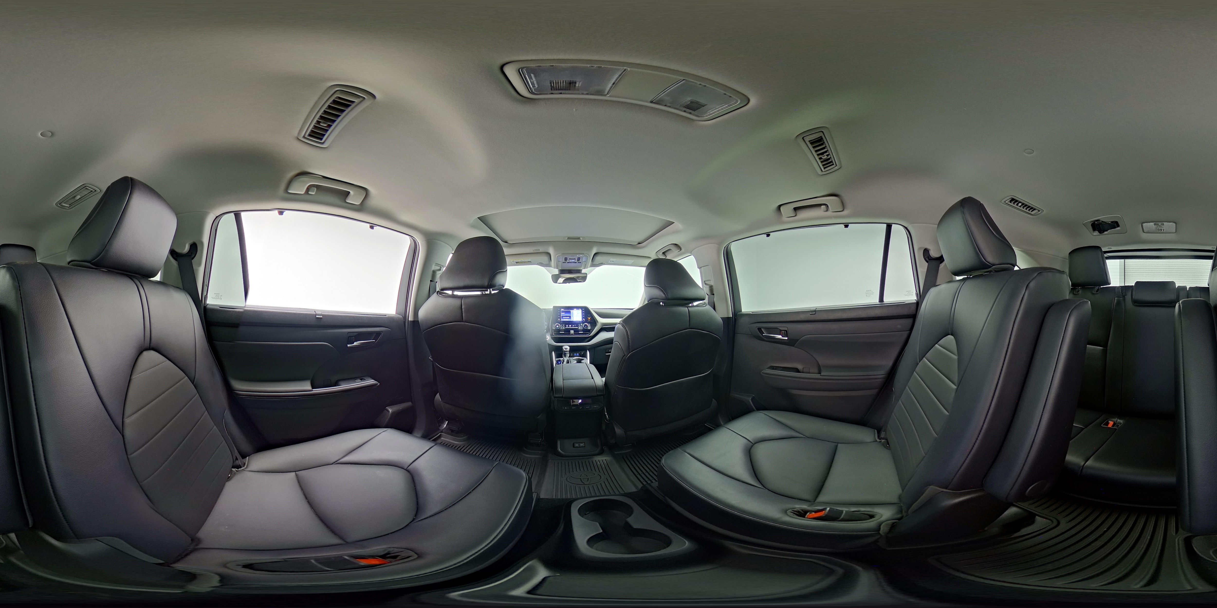 2022 Toyota Highlander XLE - Photo 25