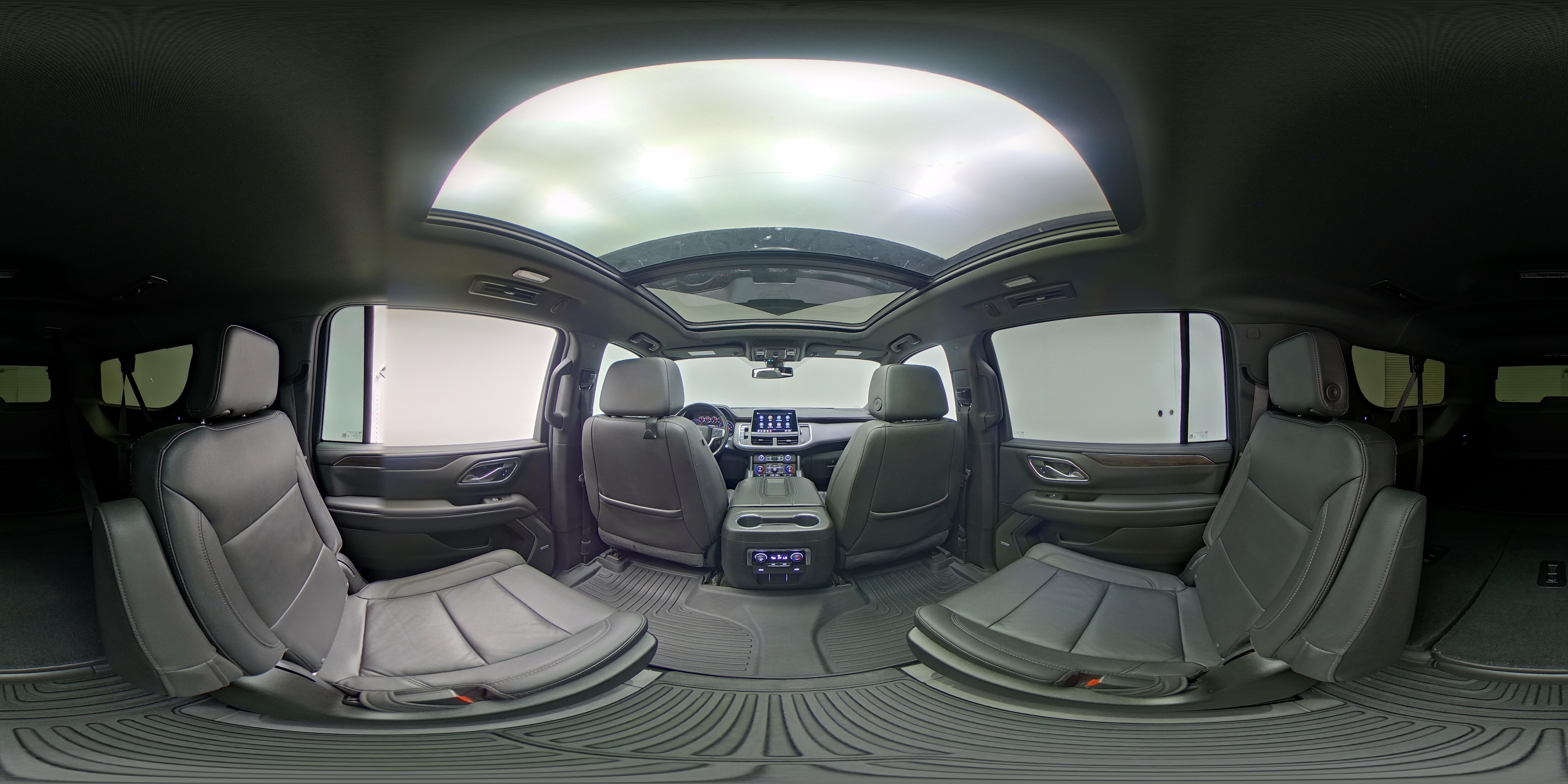 2021 Chevrolet Suburban LT - Photo 28