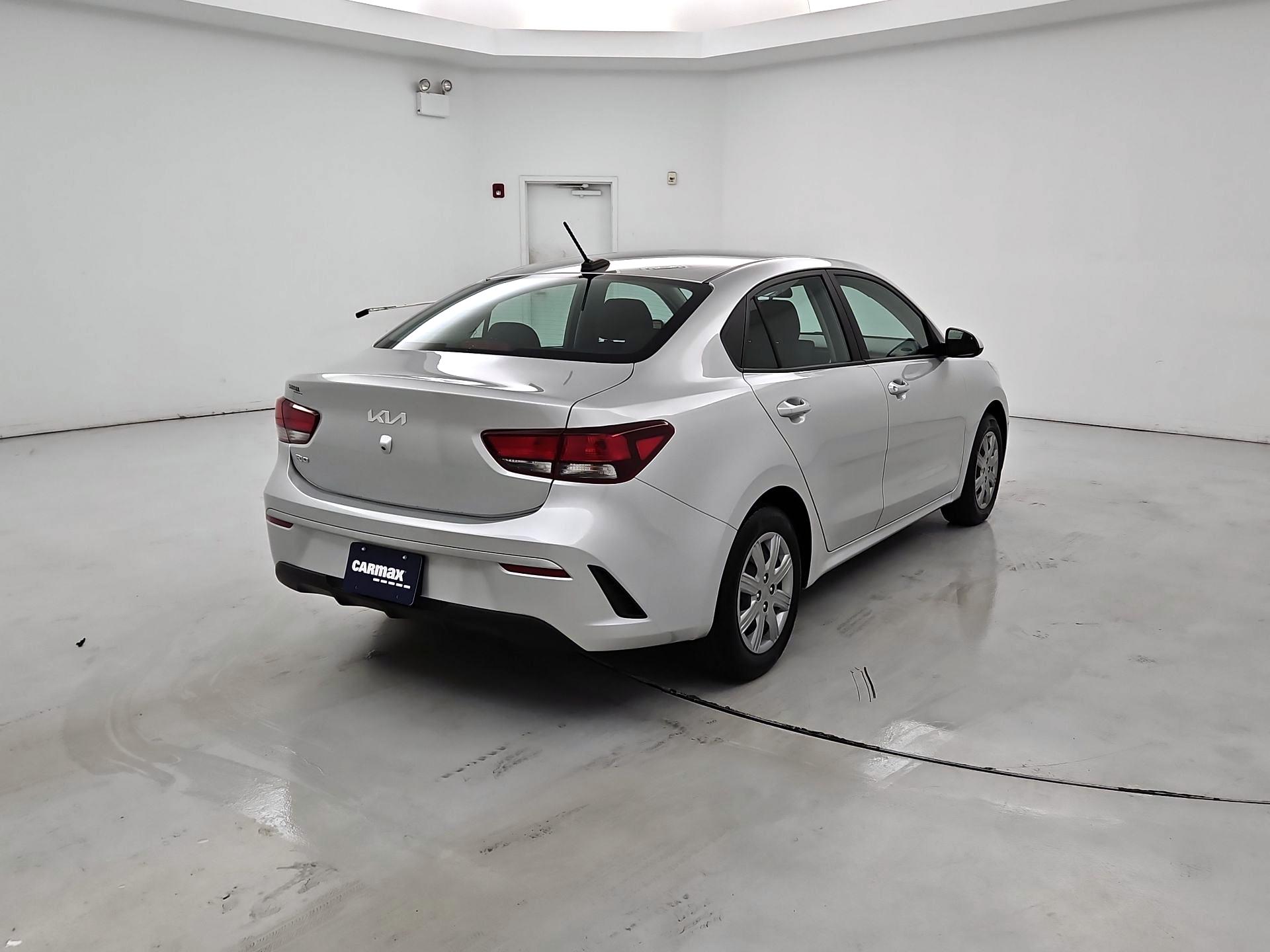Thumbnail: 2023 Kia Rio - 5