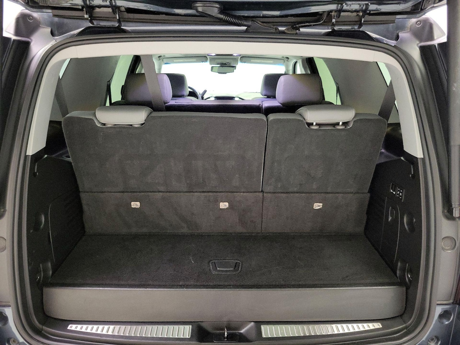 2019 Chevrolet Tahoe LT - Photo 24