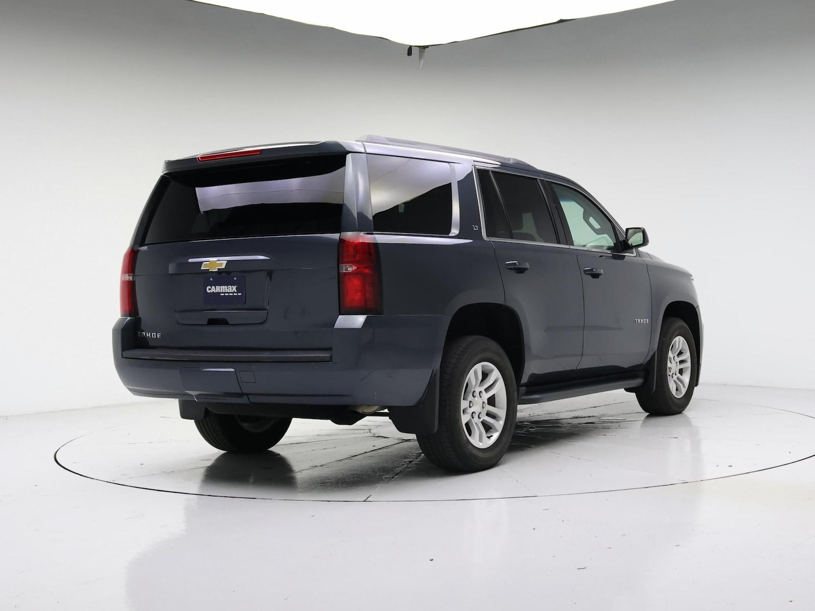2019 Chevrolet Tahoe LT - Photo 9