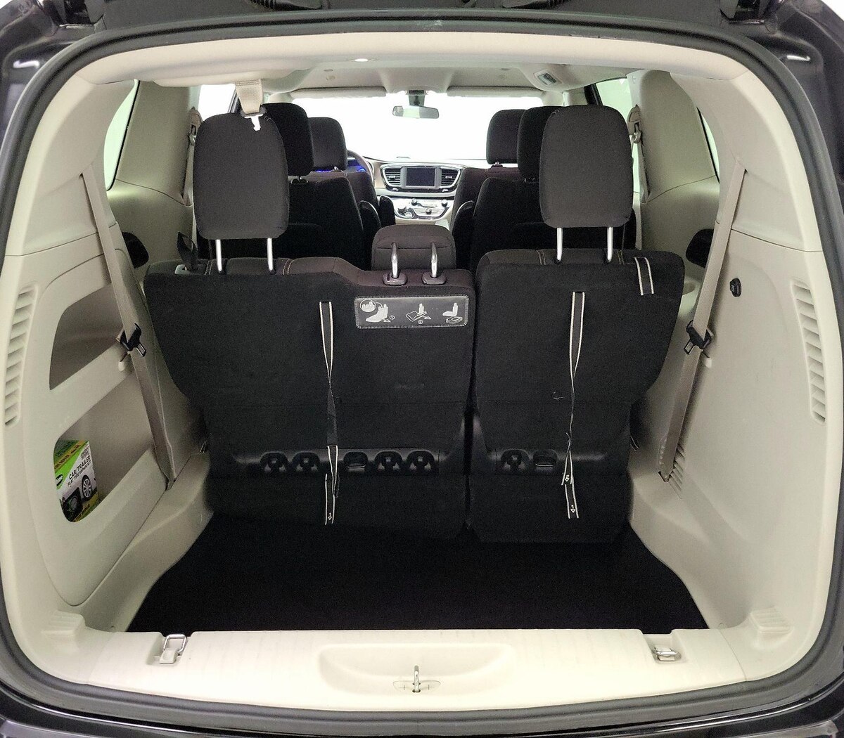 Trunk/Cargo (Seats Up)
