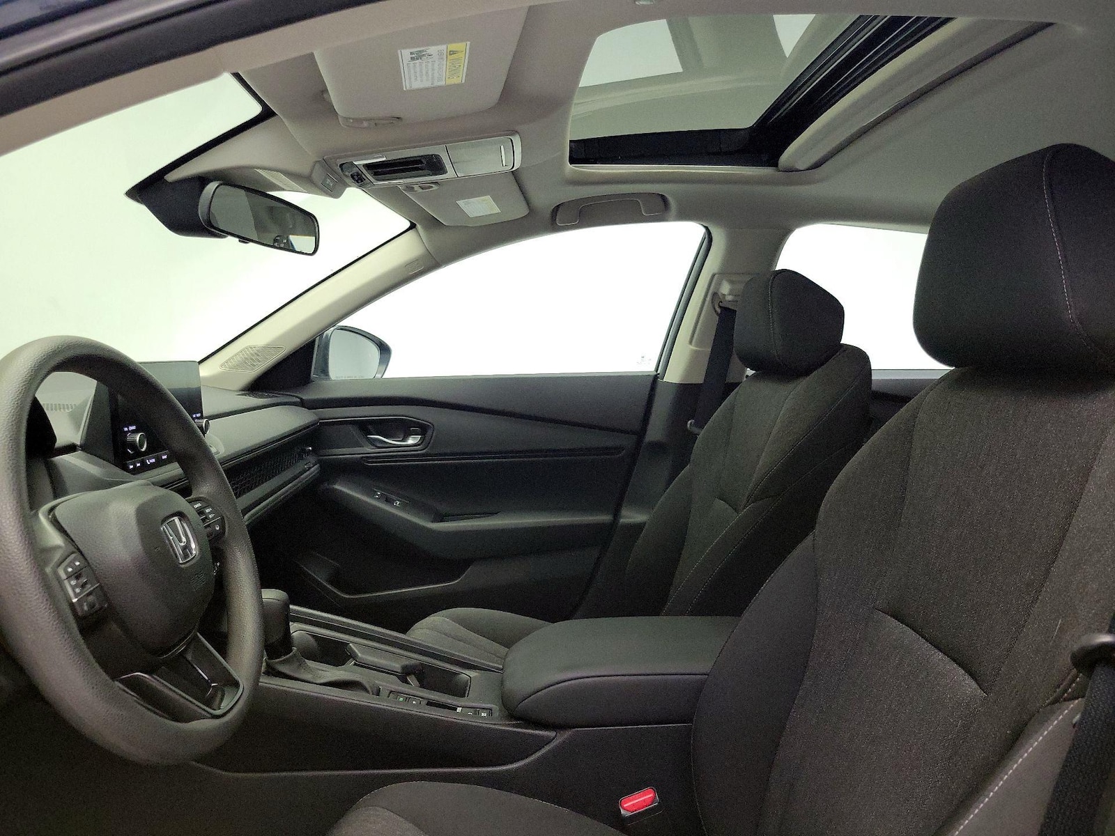 Sunroof(s) & Overhead Airbags