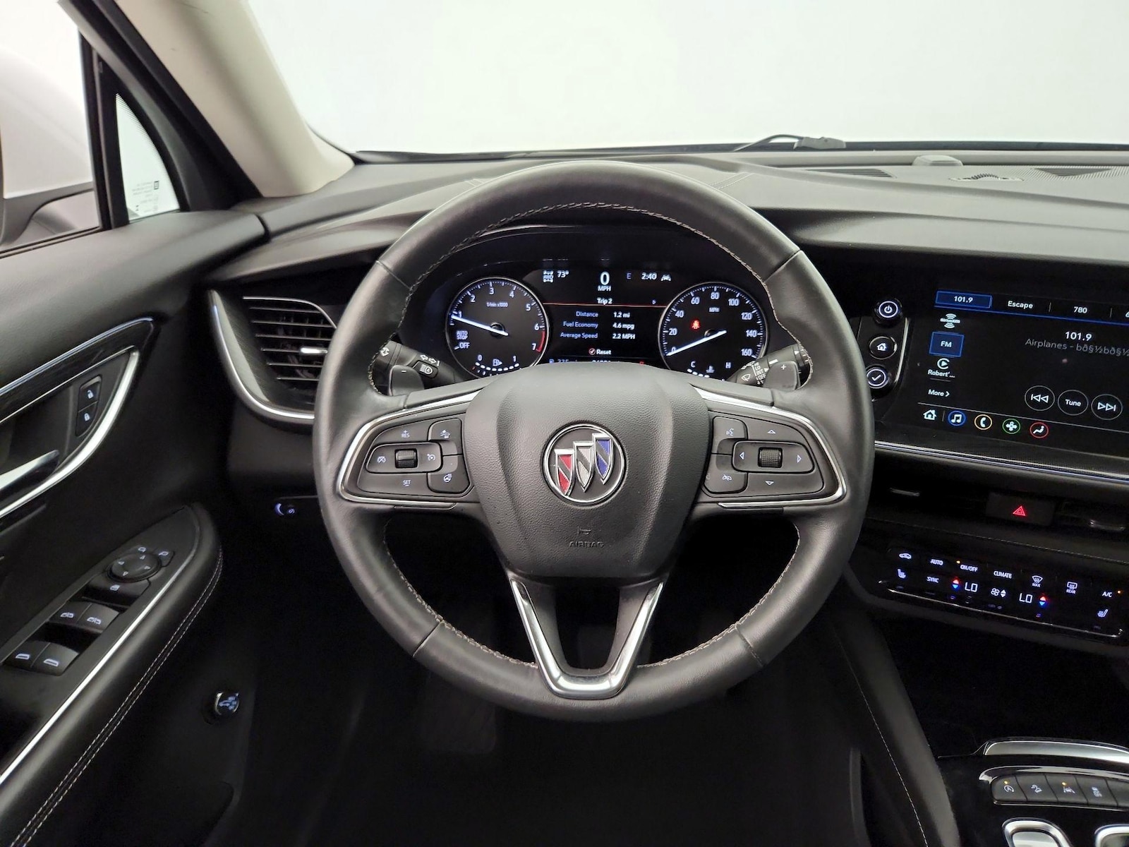 2023 Buick Envision Essence - Photo 11