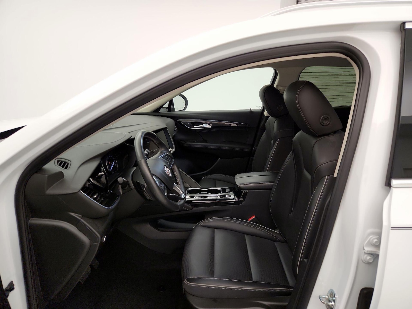 2023 Buick Envision Essence - Photo 12