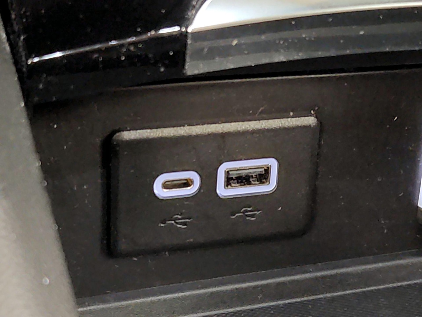 2023 Buick Envision Essence - Photo 19
